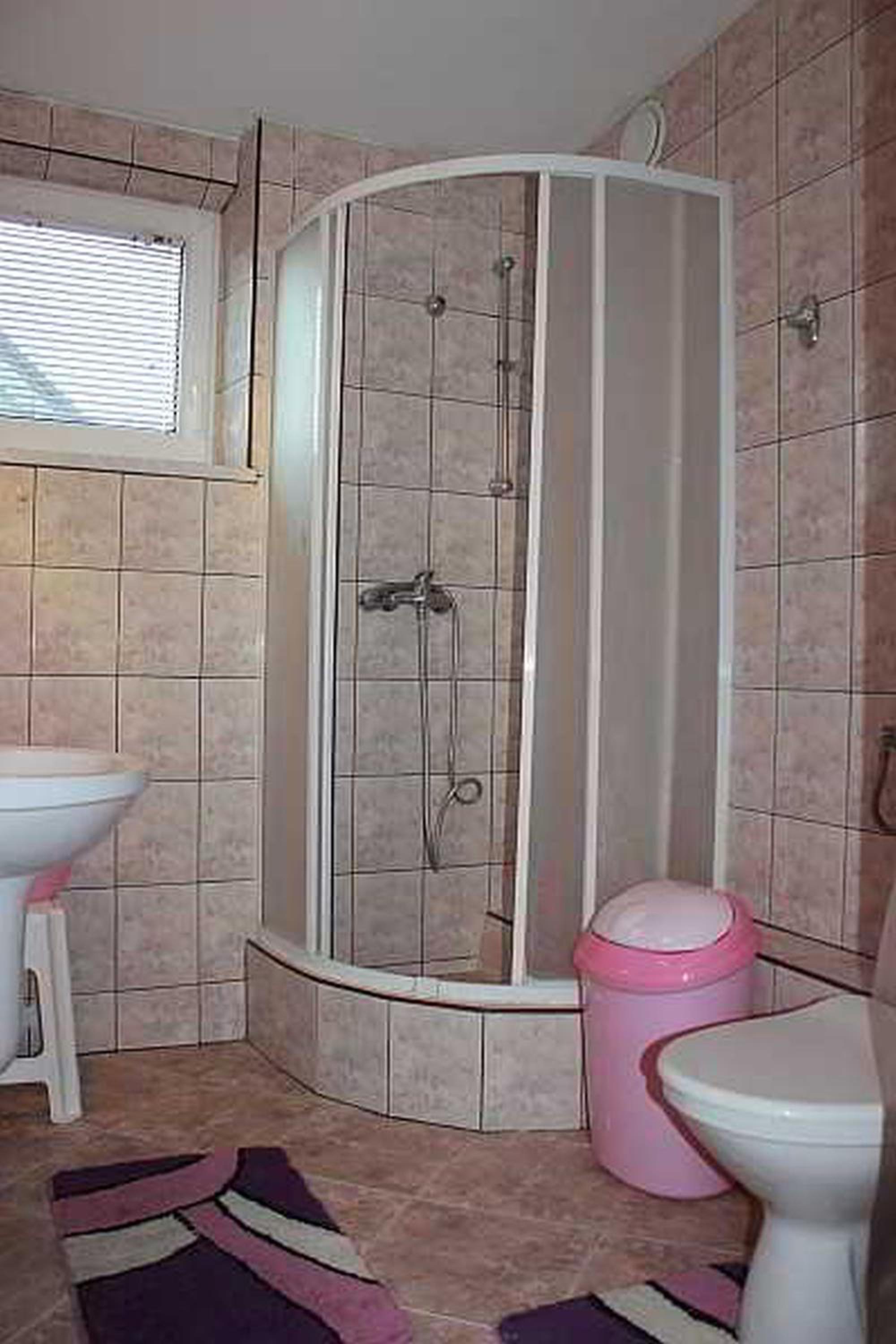 Photo 36