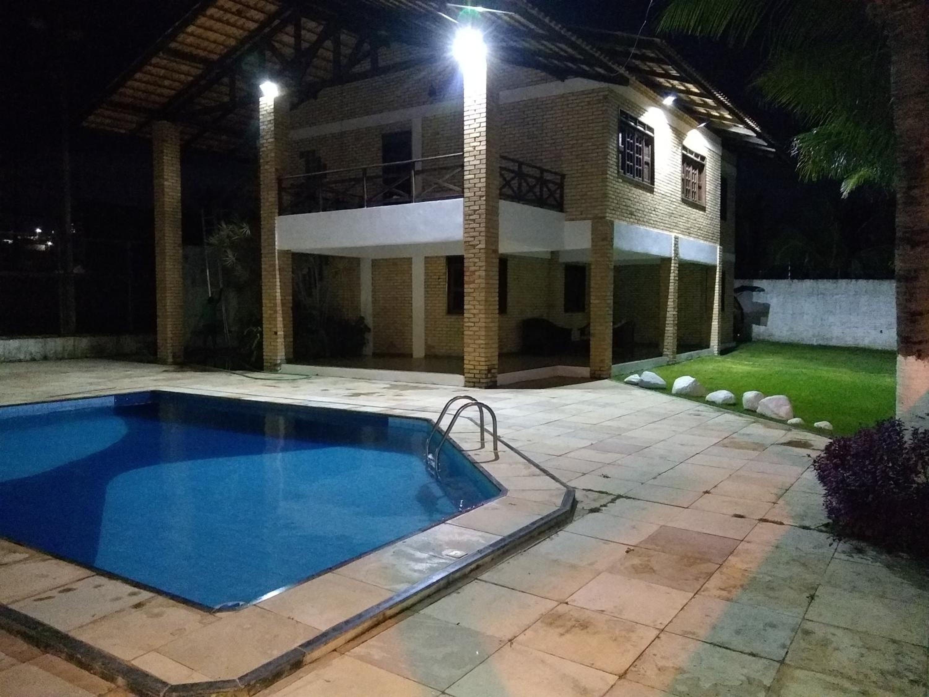 Linda casa próximo do Beach Park