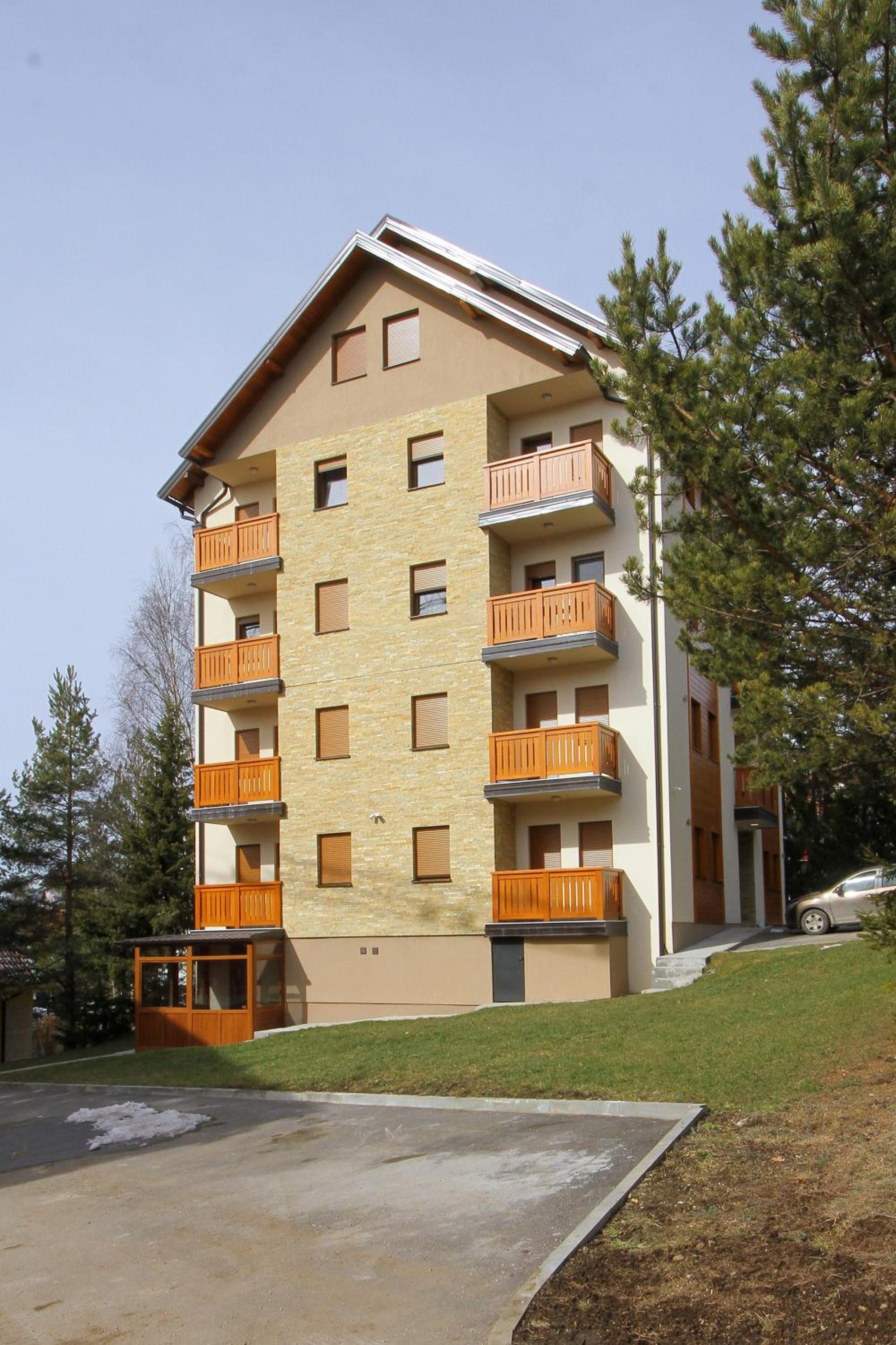 Photo 18