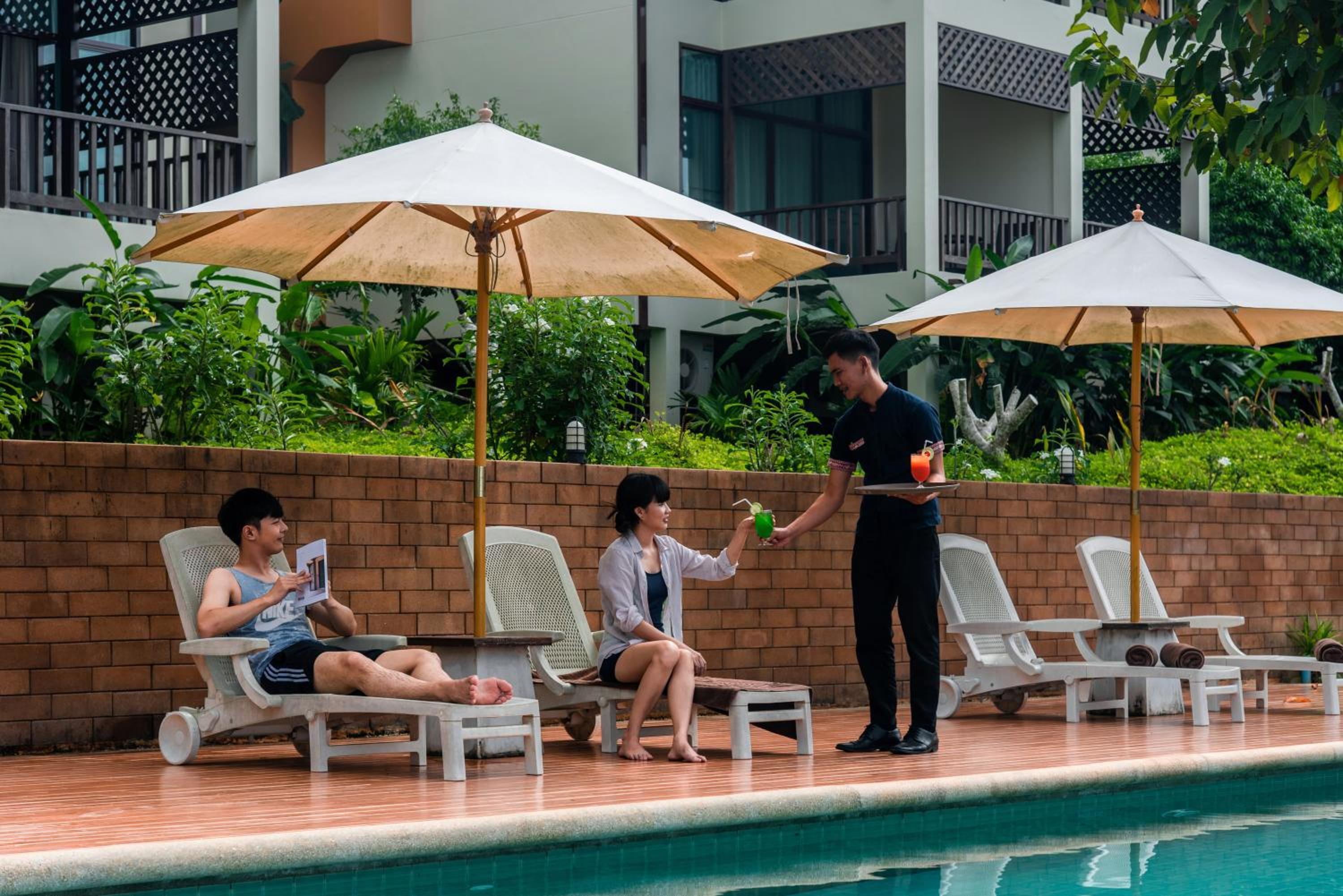 Bansaeo Garden and Resort