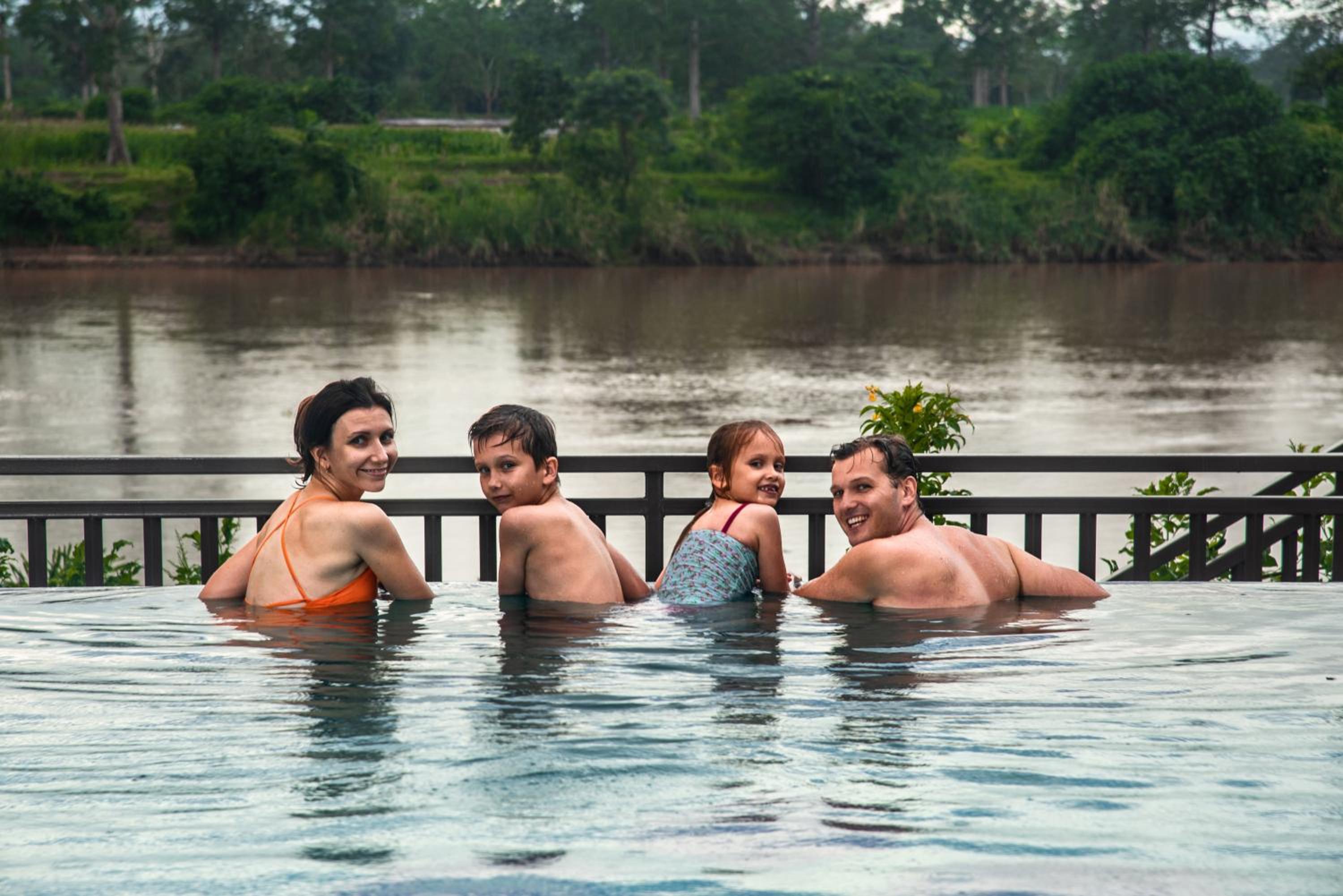 Bansaeo Garden and Resort
