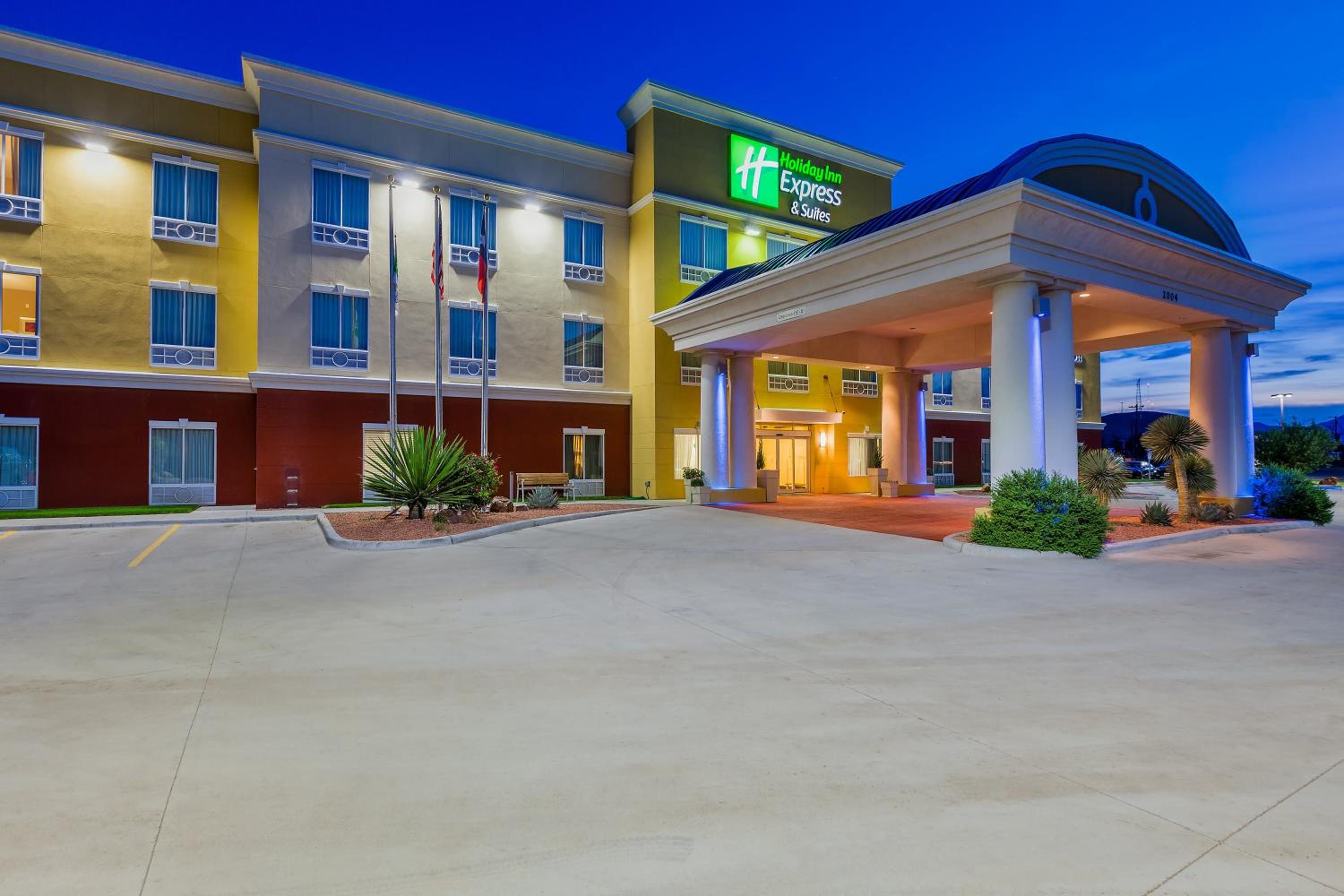 Alpine Vacations - Holiday Inn Express and Suites Alpine, an IHG Hotel - Property Image 12