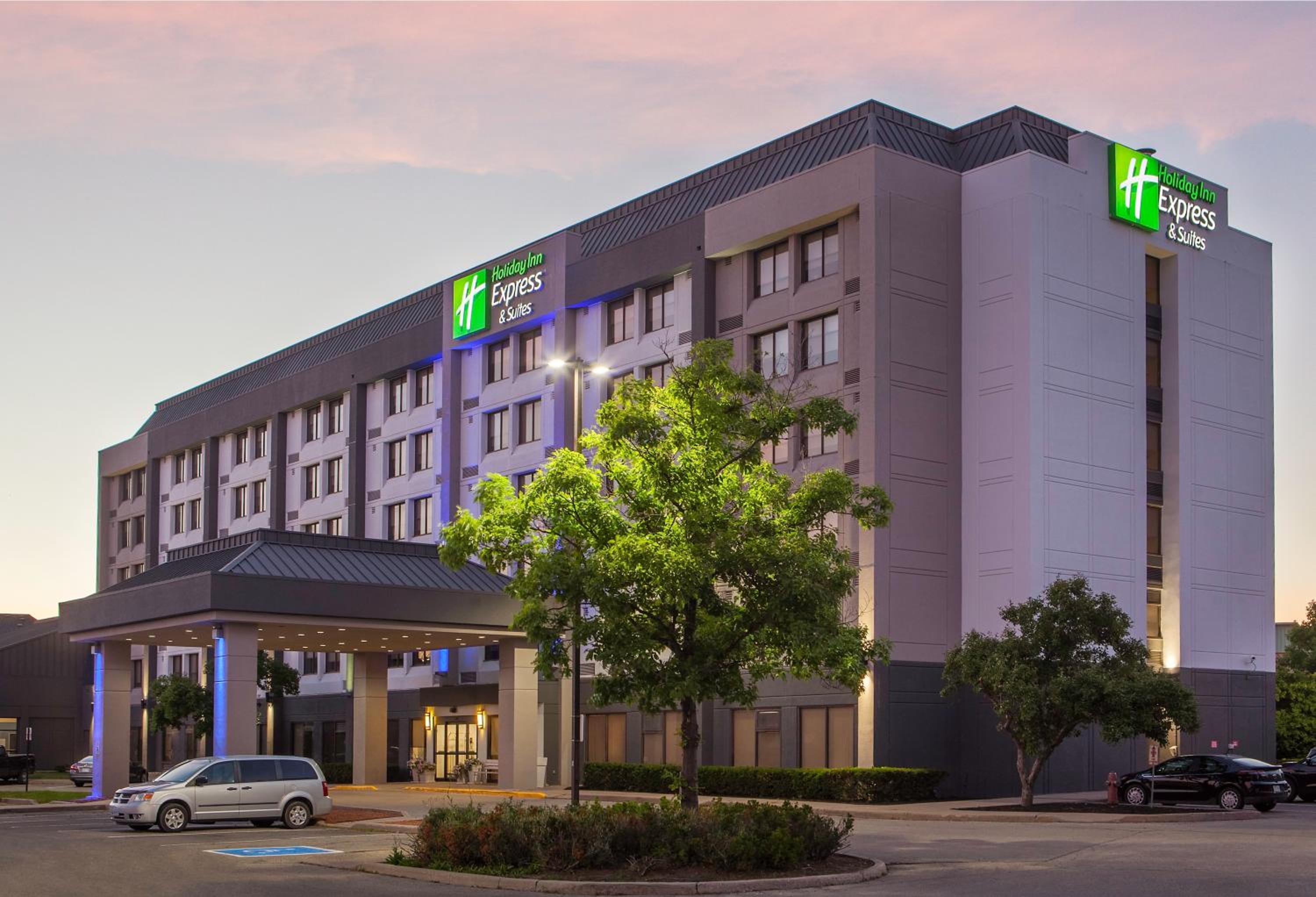 Hotel Holiday Inn Express & Suites Mississauga-toronto Southwest By Ihg
