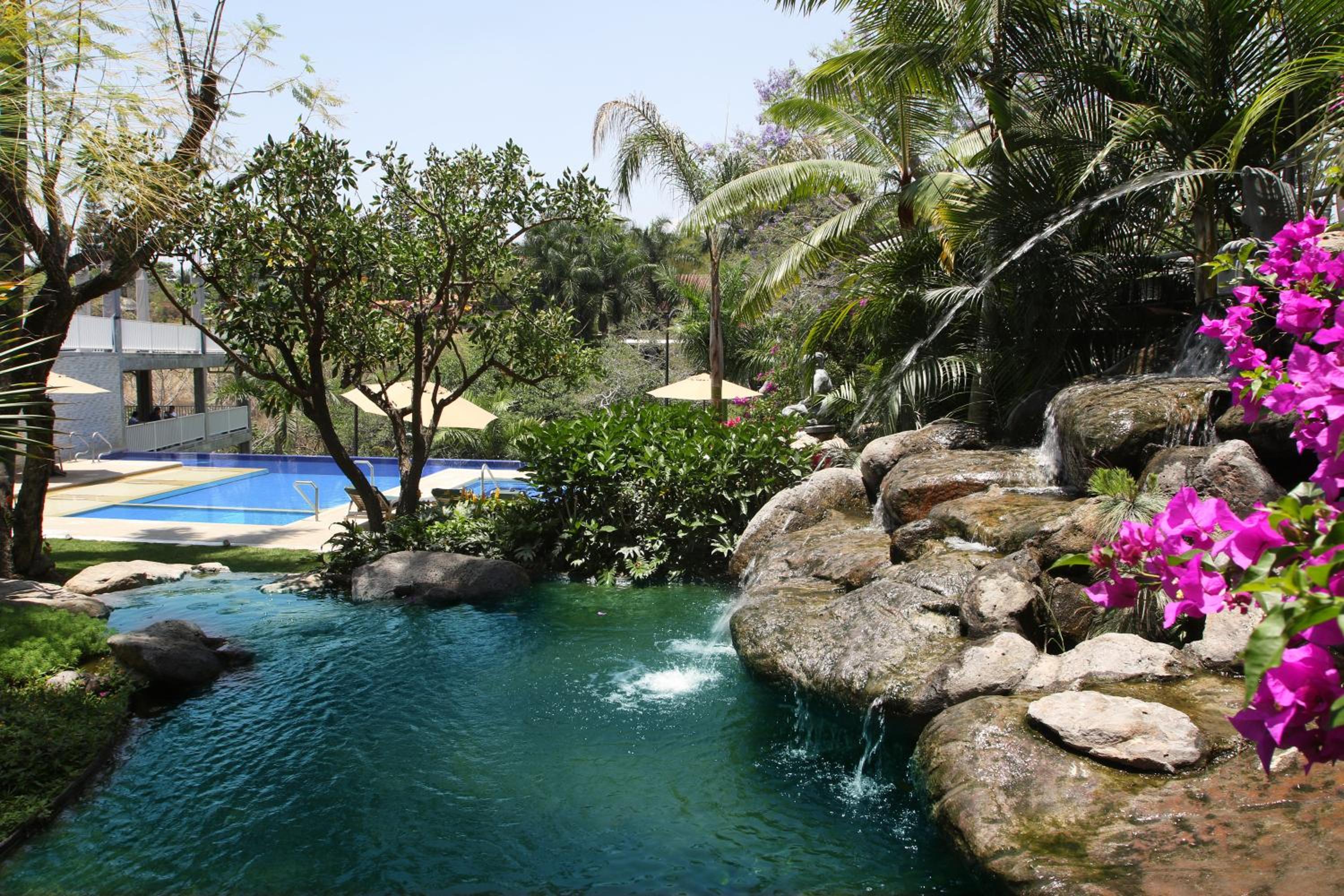 Holiday Inn Express & Suites Cuernavaca by IHG