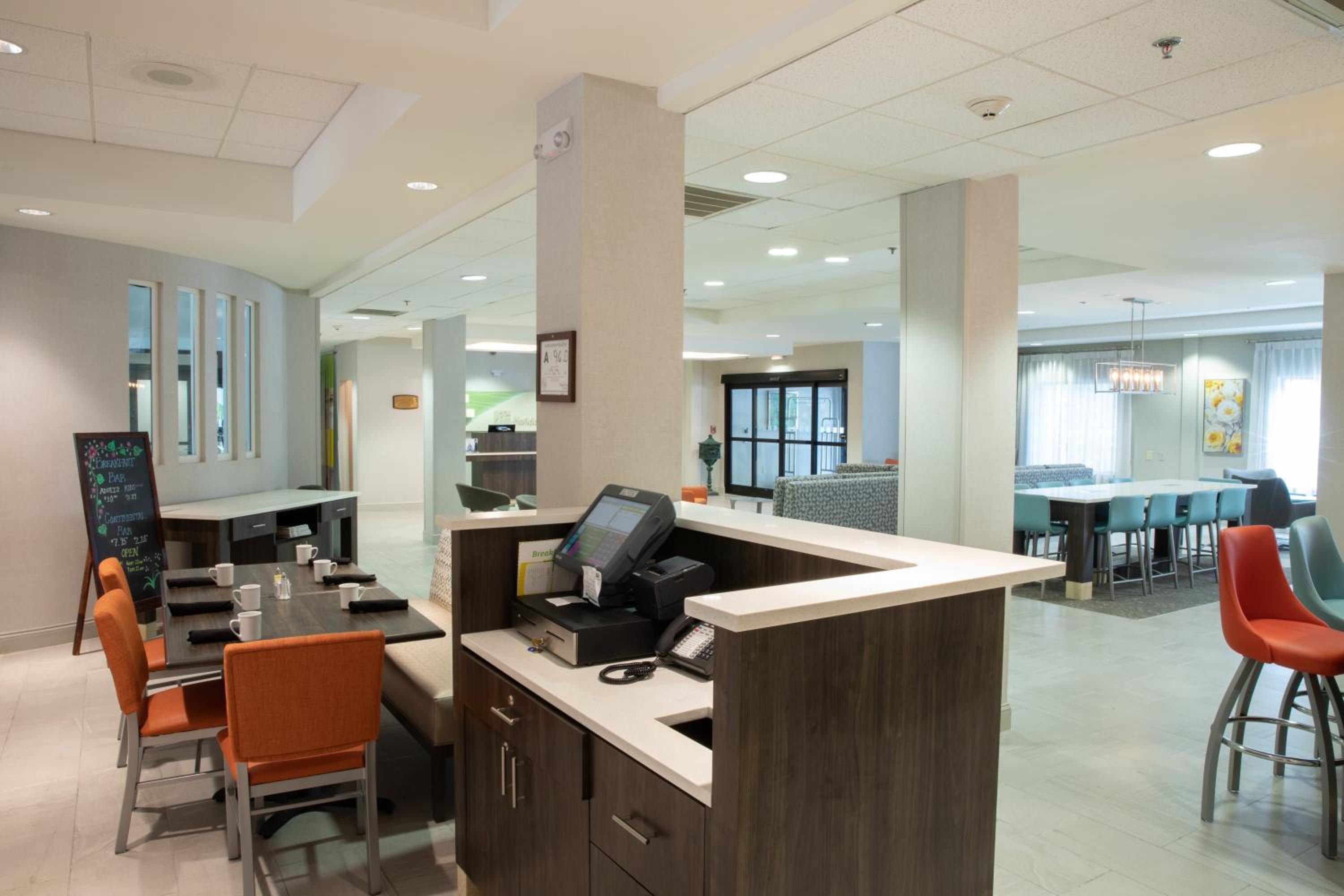 Holiday Inn & Suites Raleigh Cary by IHG, Bild 24