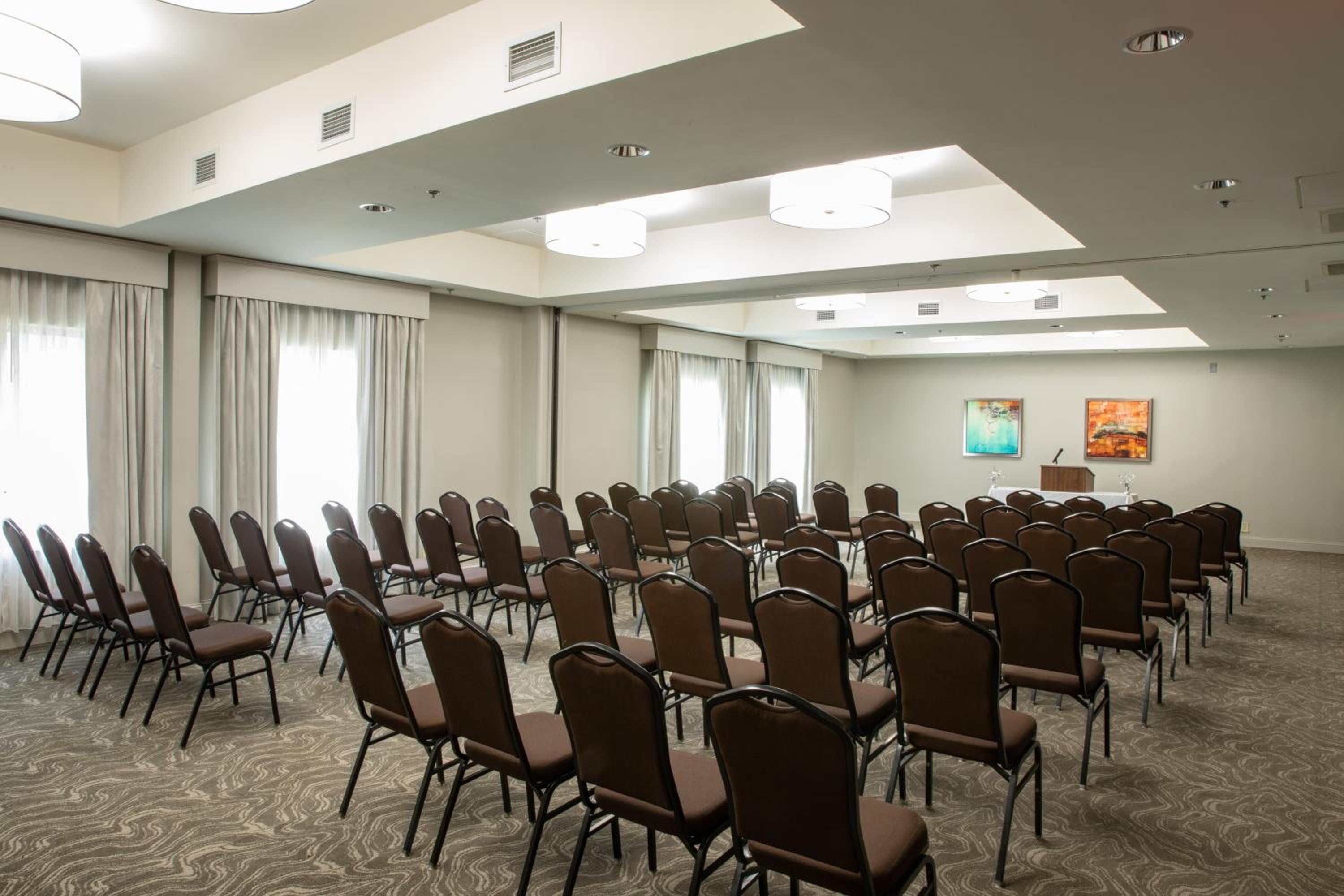 Holiday Inn & Suites Raleigh Cary by IHG, Bild 30