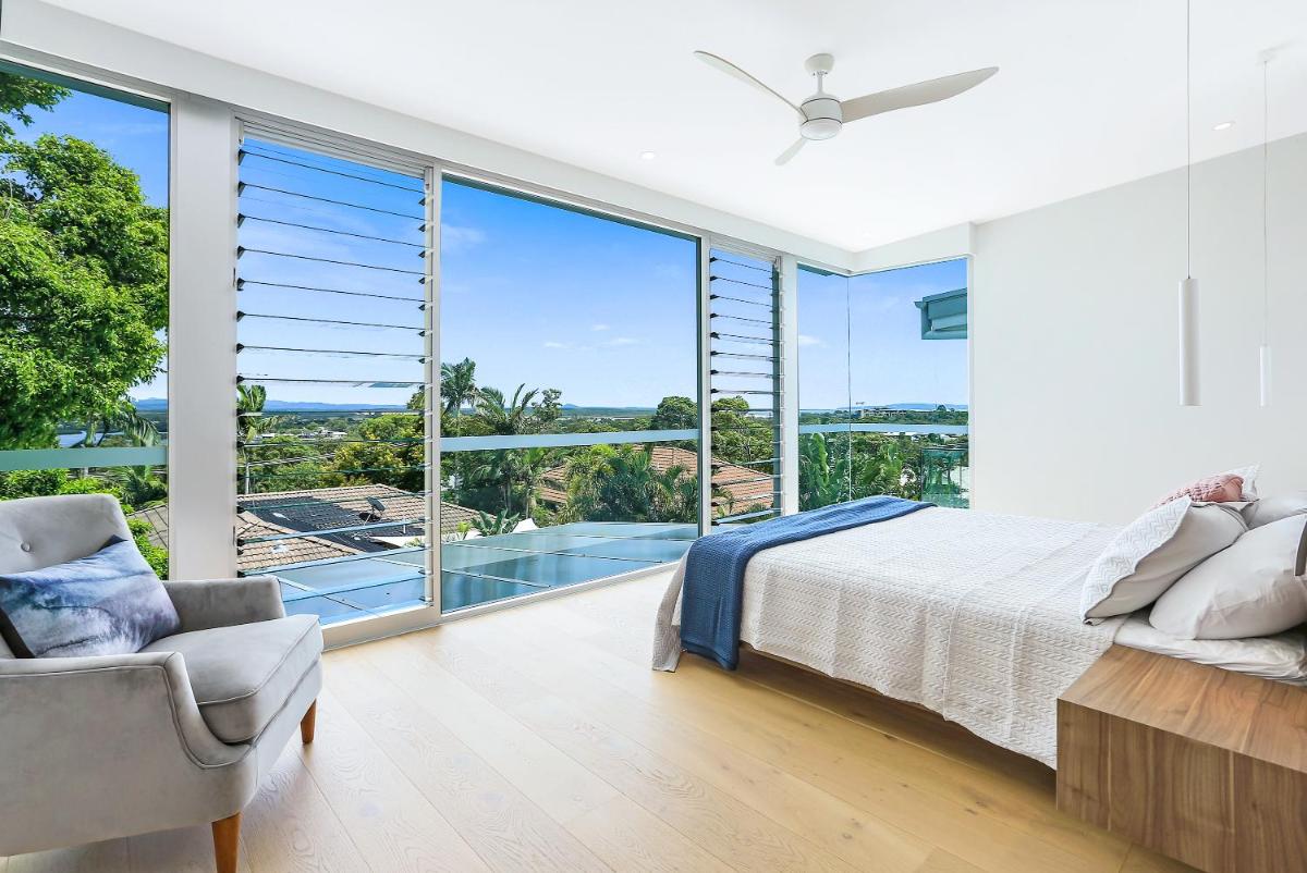 Magnificent views on Arkana, Noosa Heads