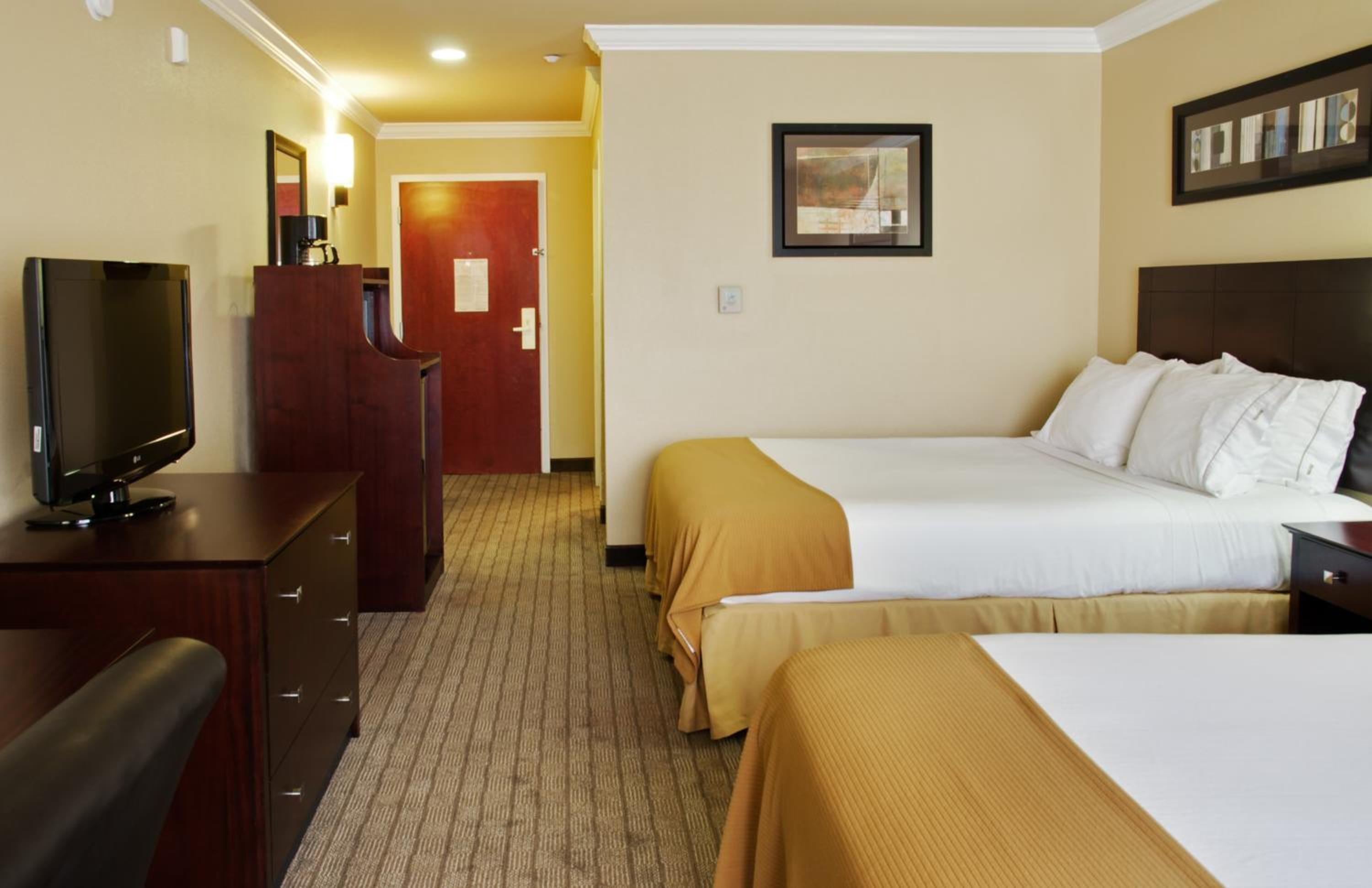 Holiday Inn Express Hotel and Suites Natchitoches, an IHG Hotel - Property Image 2