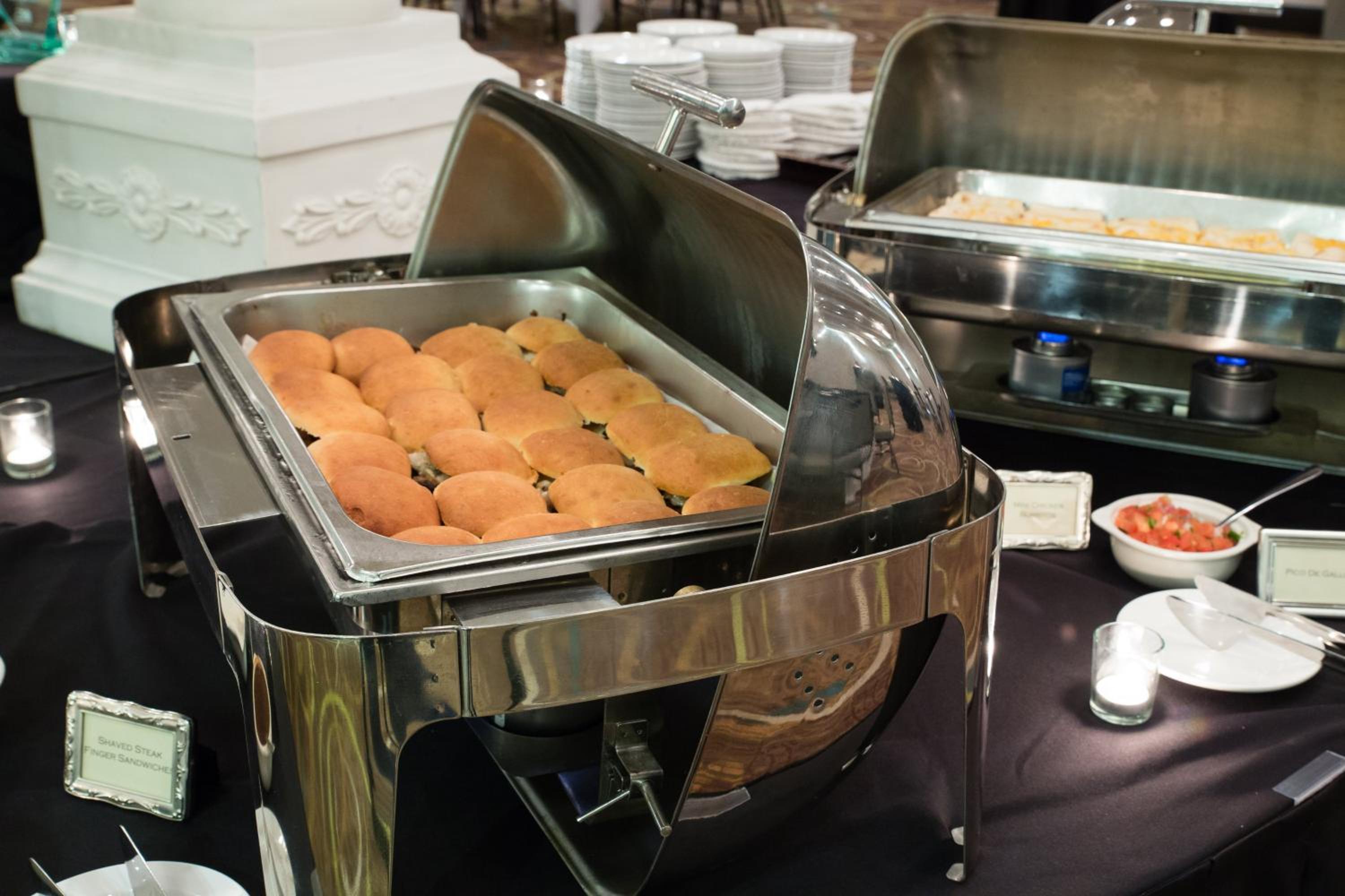 Bloomington Vacations - Holiday Inn Hotel  Suites Bloomington Airport, an IHG Hotel - Property Image 66