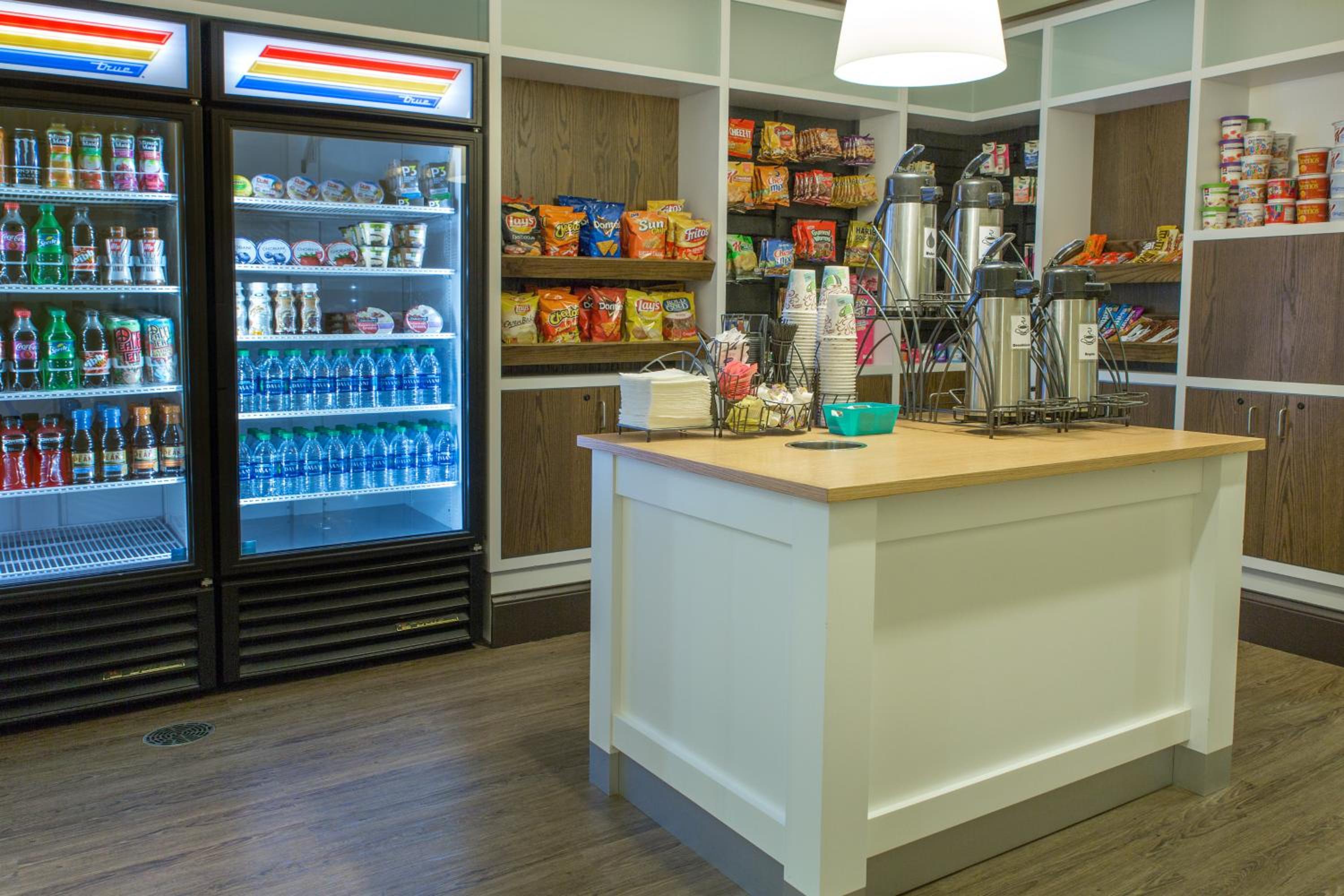 Bloomington Vacations - Holiday Inn Hotel  Suites Bloomington Airport, an IHG Hotel - Property Image 48