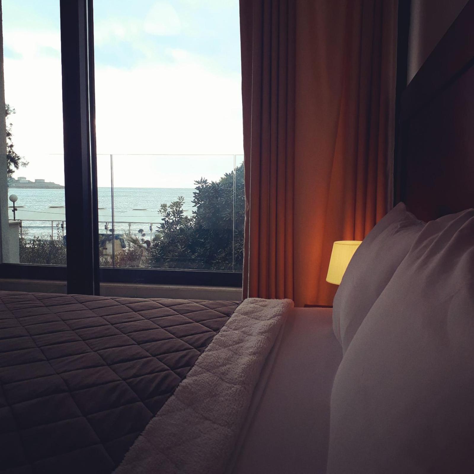 Apartments Kuce Lekovica Beach & snack bar- Bistro
