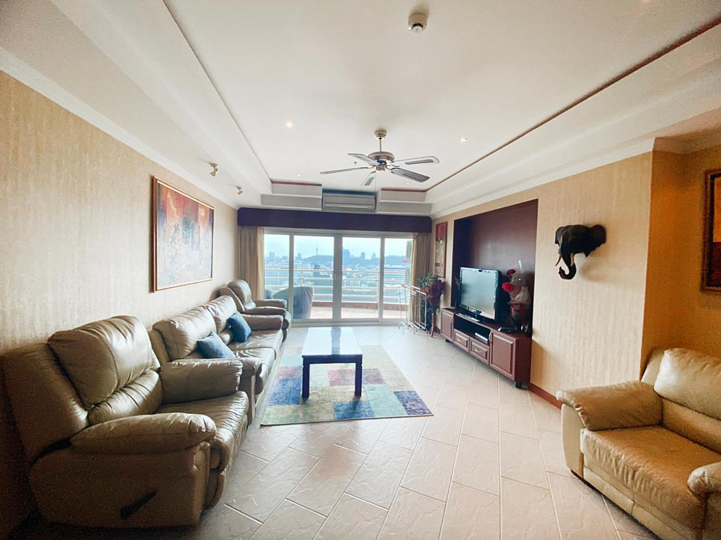 Oceanfront by View Talay 6 view 4