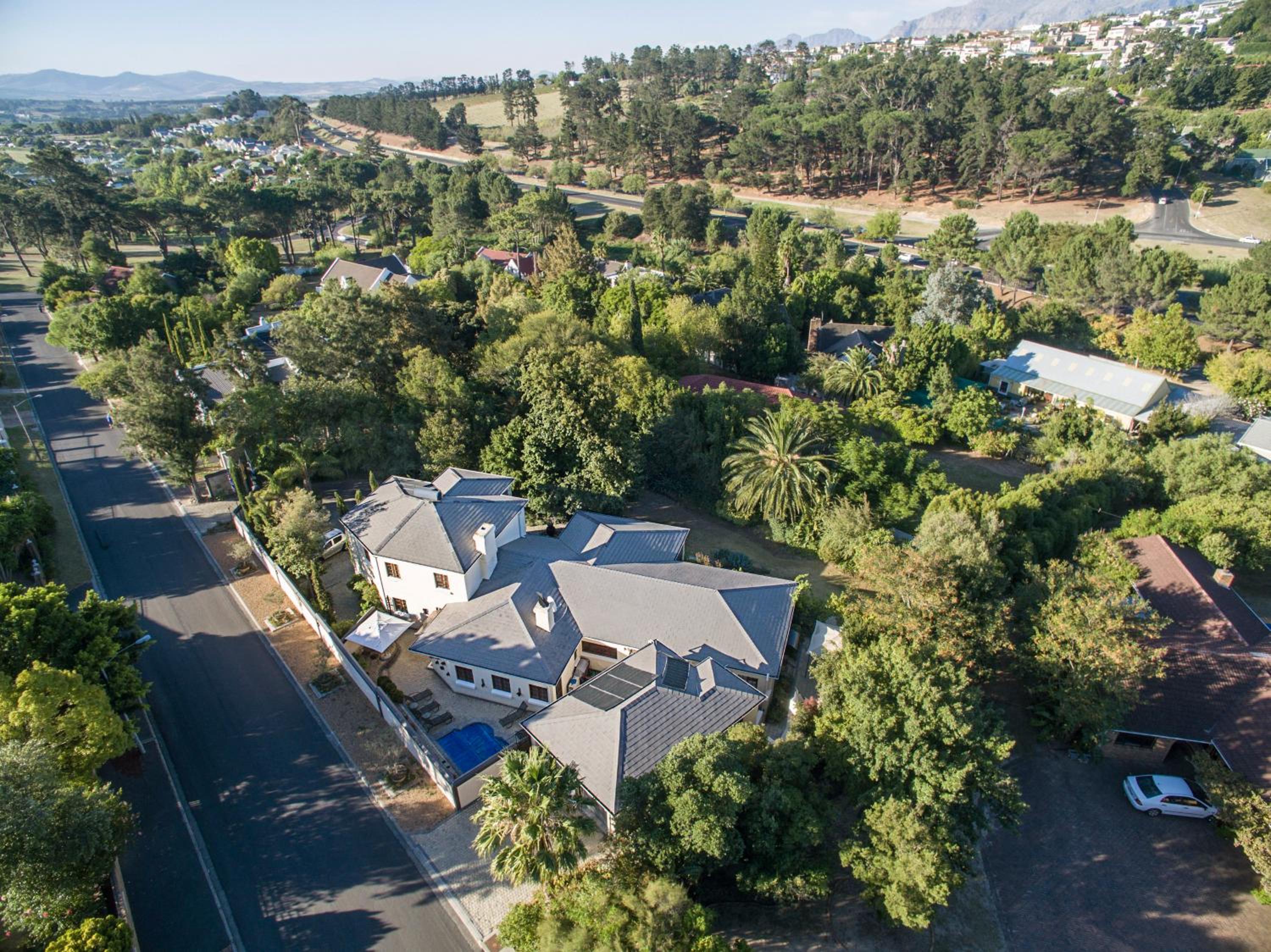 Blaauwheim Guest House