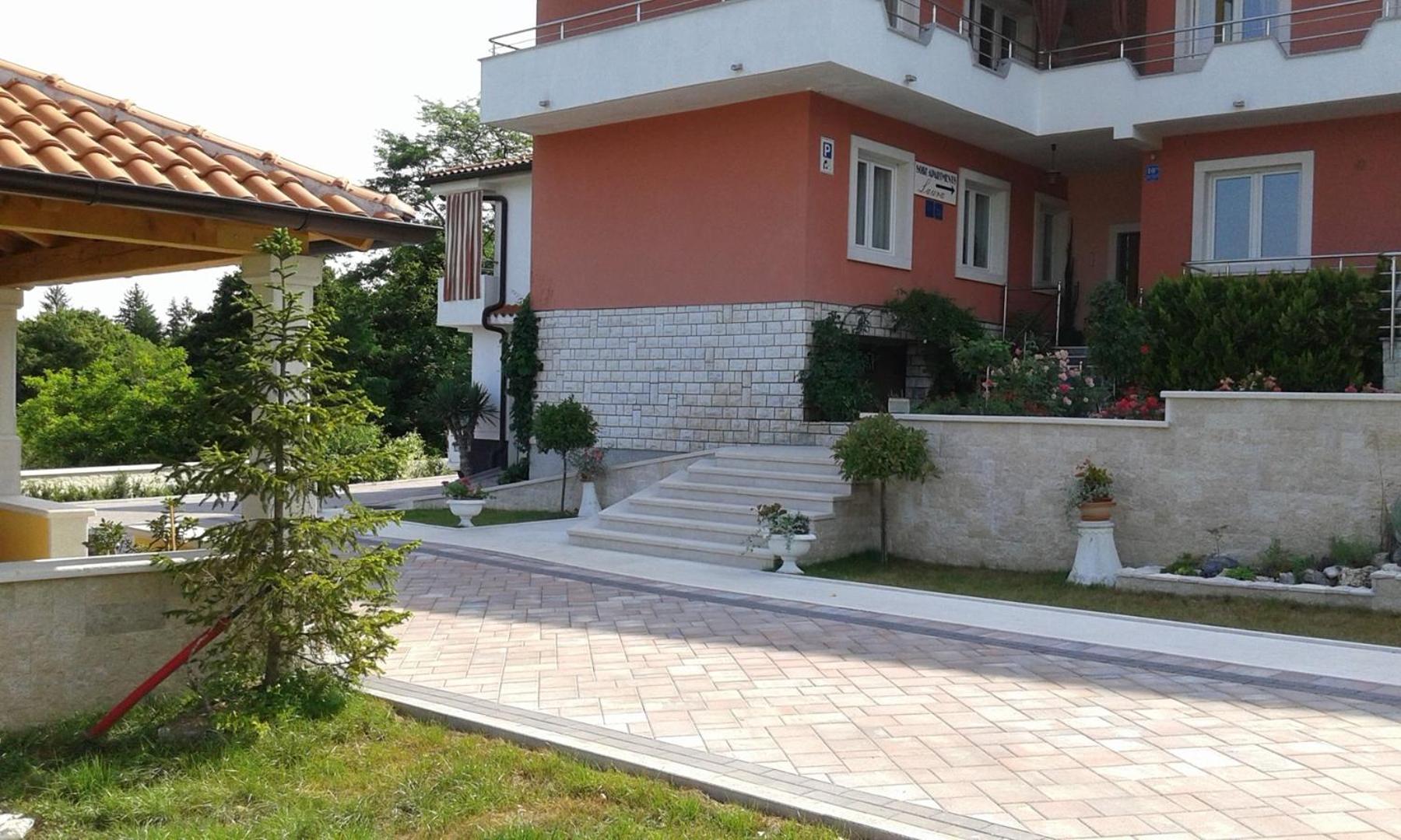 Photo 40