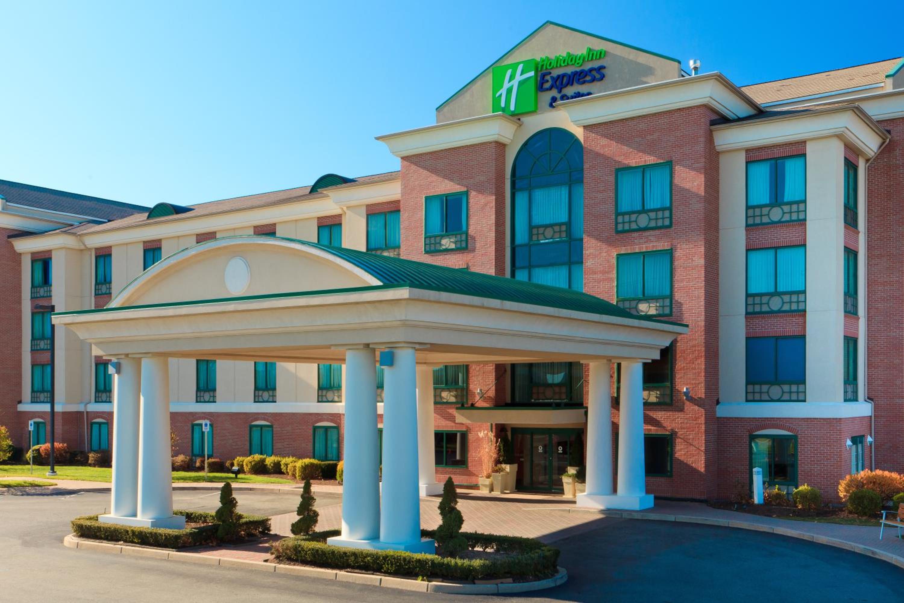 Hotel Holiday Inn Express & Suites Warwick-providence (airport) By Ihg