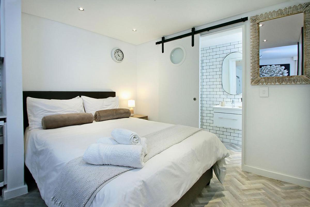 Tuynhuys Self Catering Studio Apartments