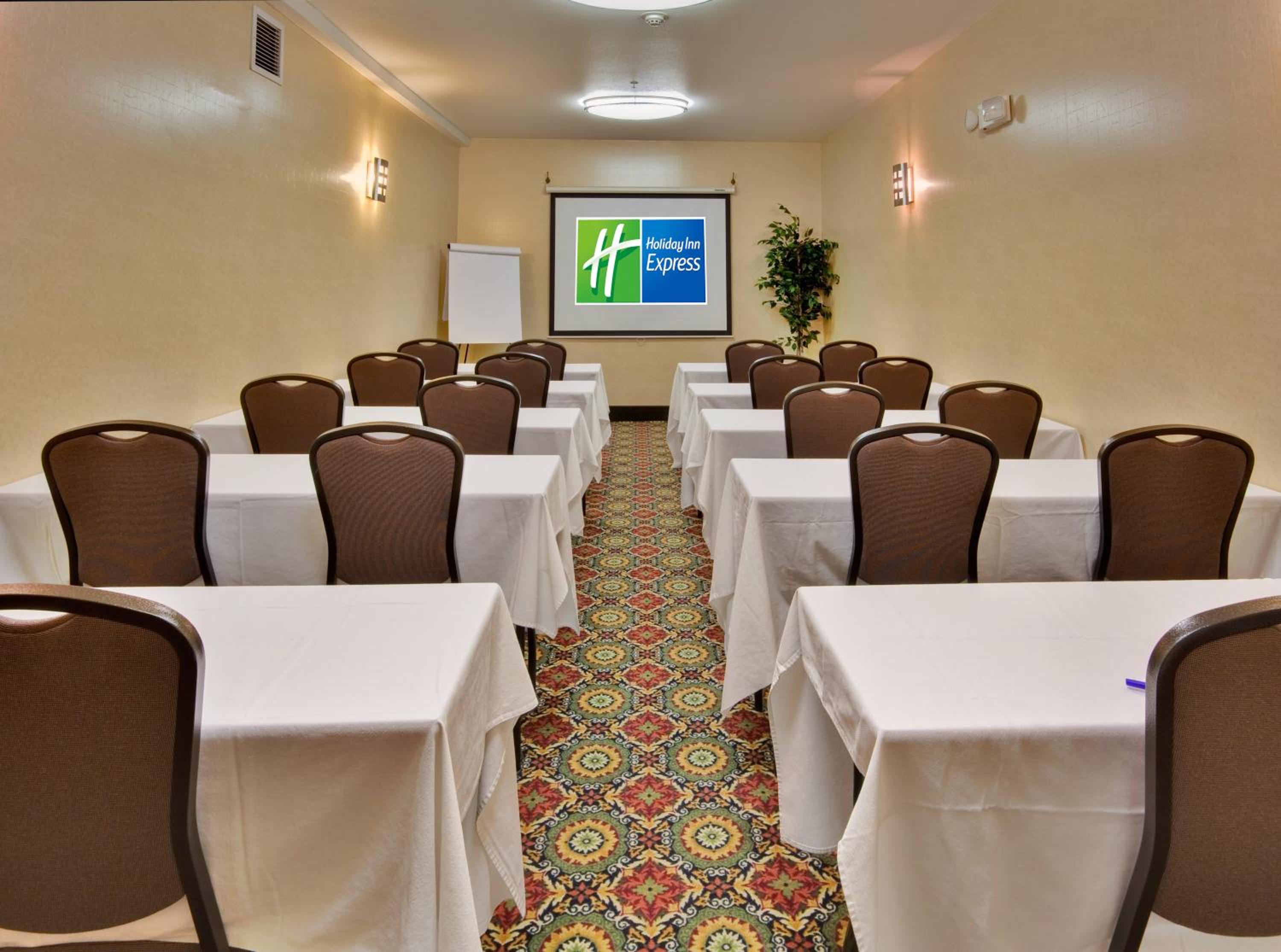 Rancho Cucamonga Vacations - Holiday Inn Express Hotel  Suites Ontario Airport-Mills Mall, an IHG Hotel - Property Image 11