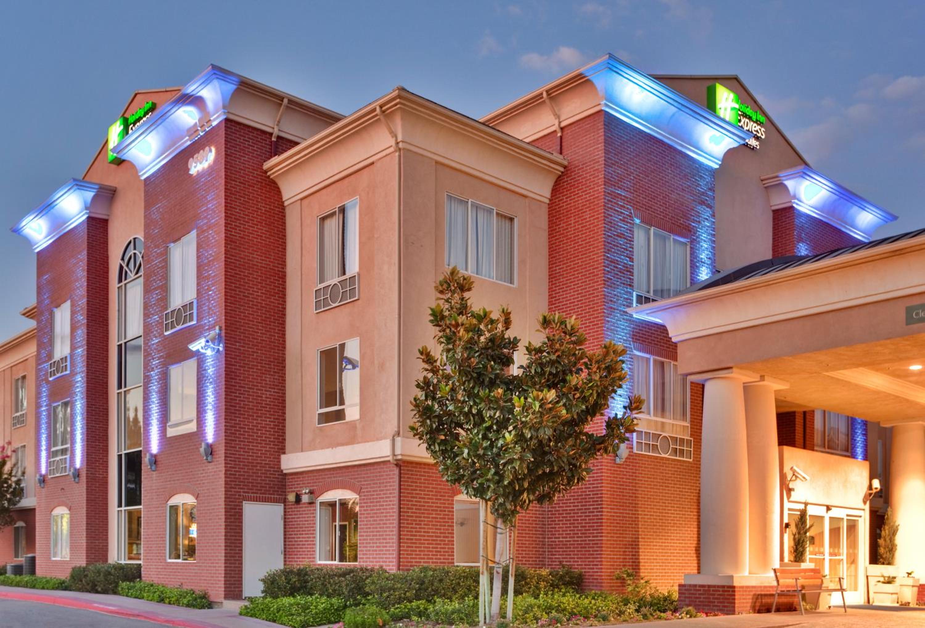Rancho Cucamonga Vacations - Holiday Inn Express Hotel Suites Ontario Airport-Mills Mall, an IHG Hotel - Property Image 13