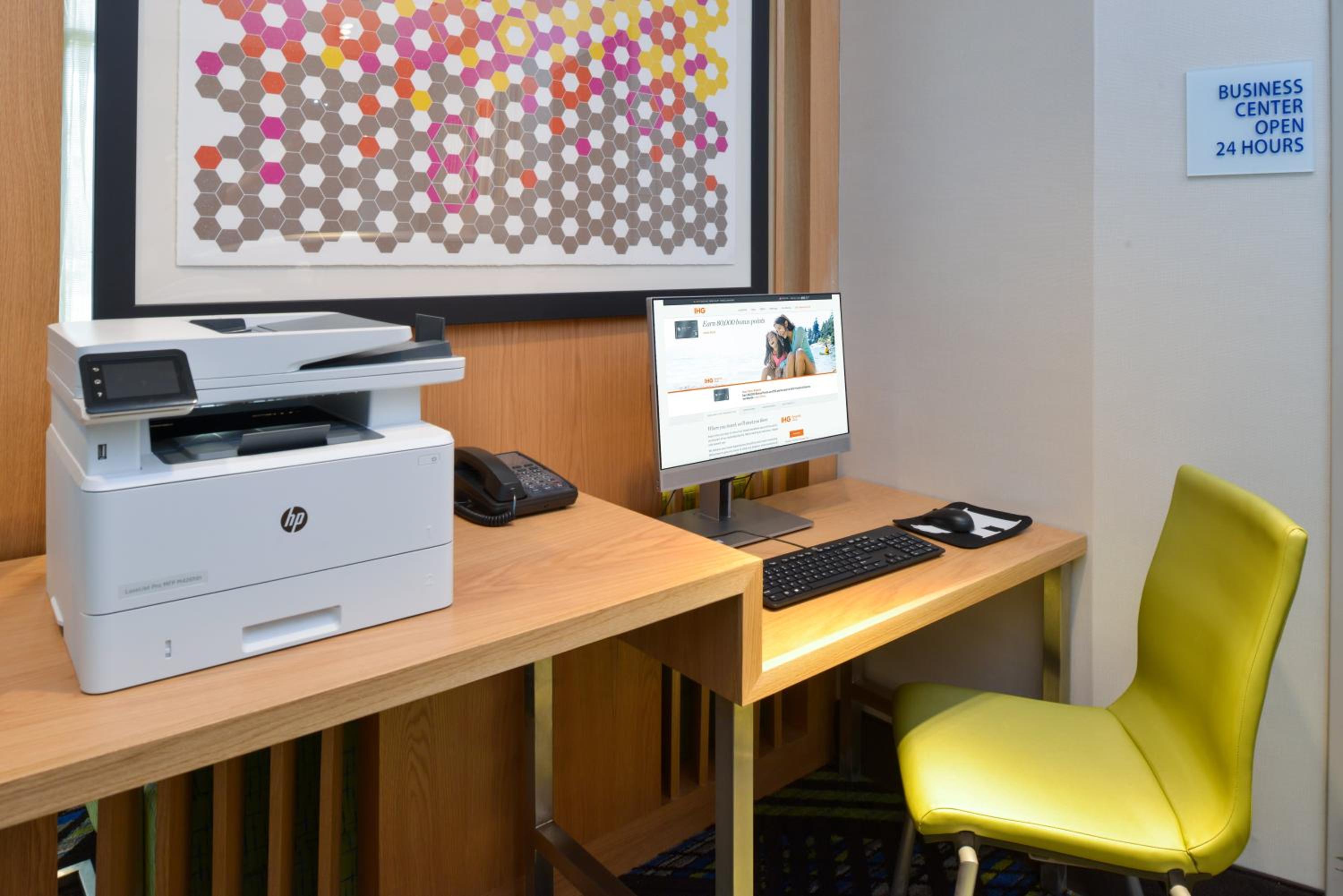 Holiday Inn Express & Suites - Ottumwa by IHG