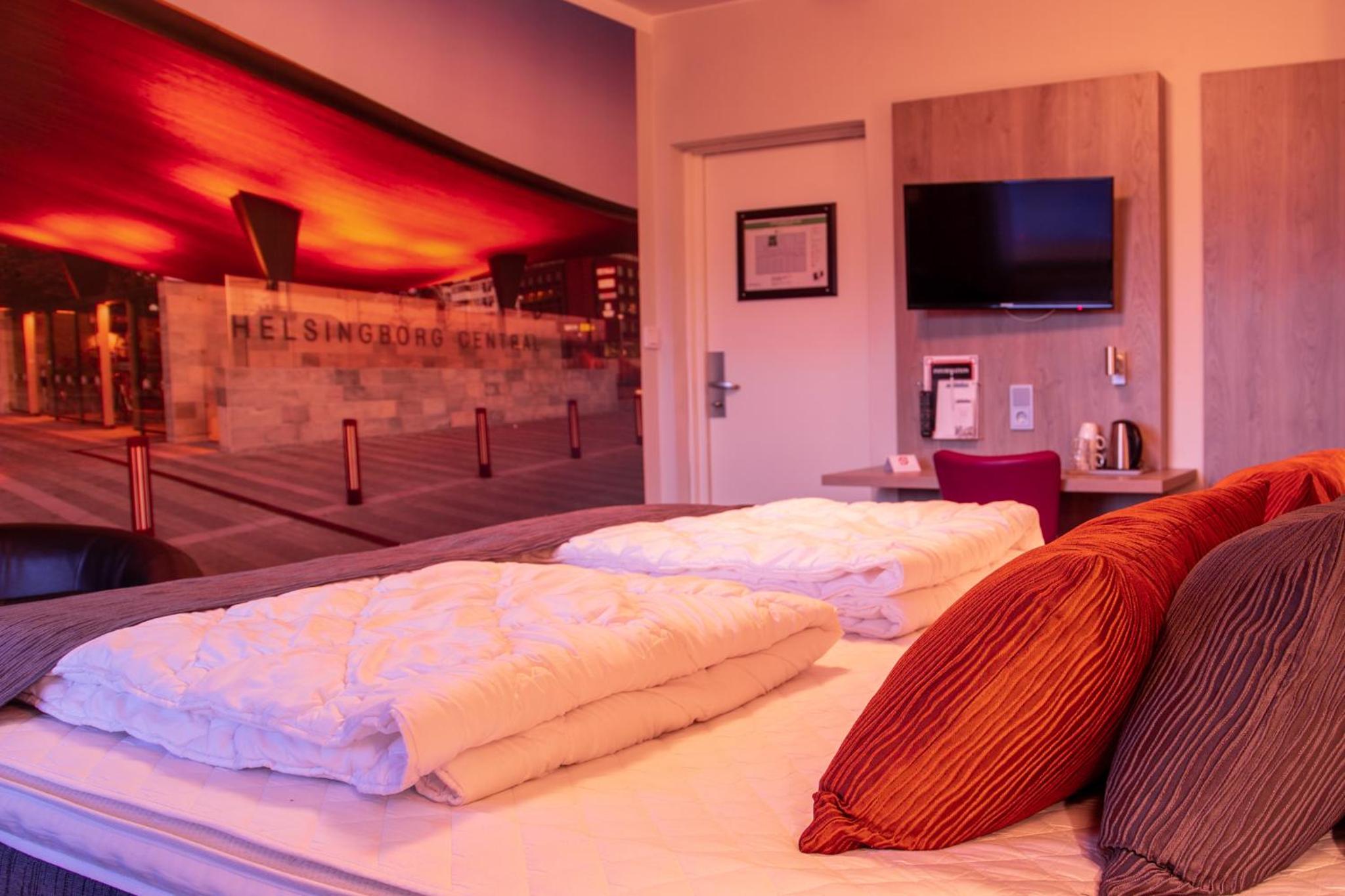 hotel room