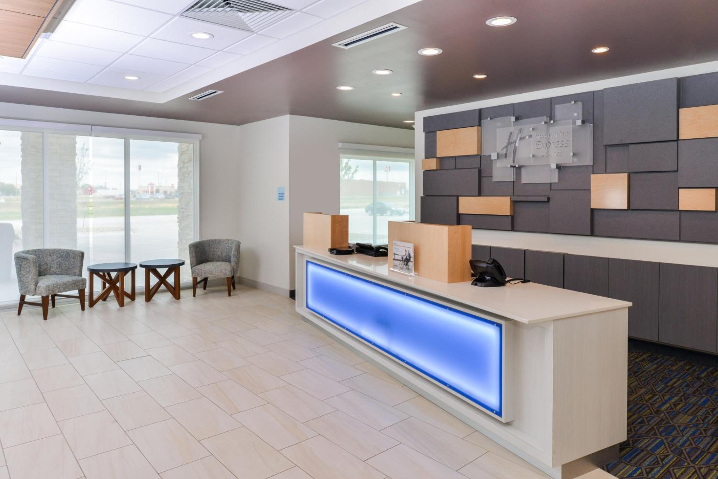Ogallala Vacations - Holiday Inn Express  Suites - Ogallala, an IHG Hotel - Property Image 11
