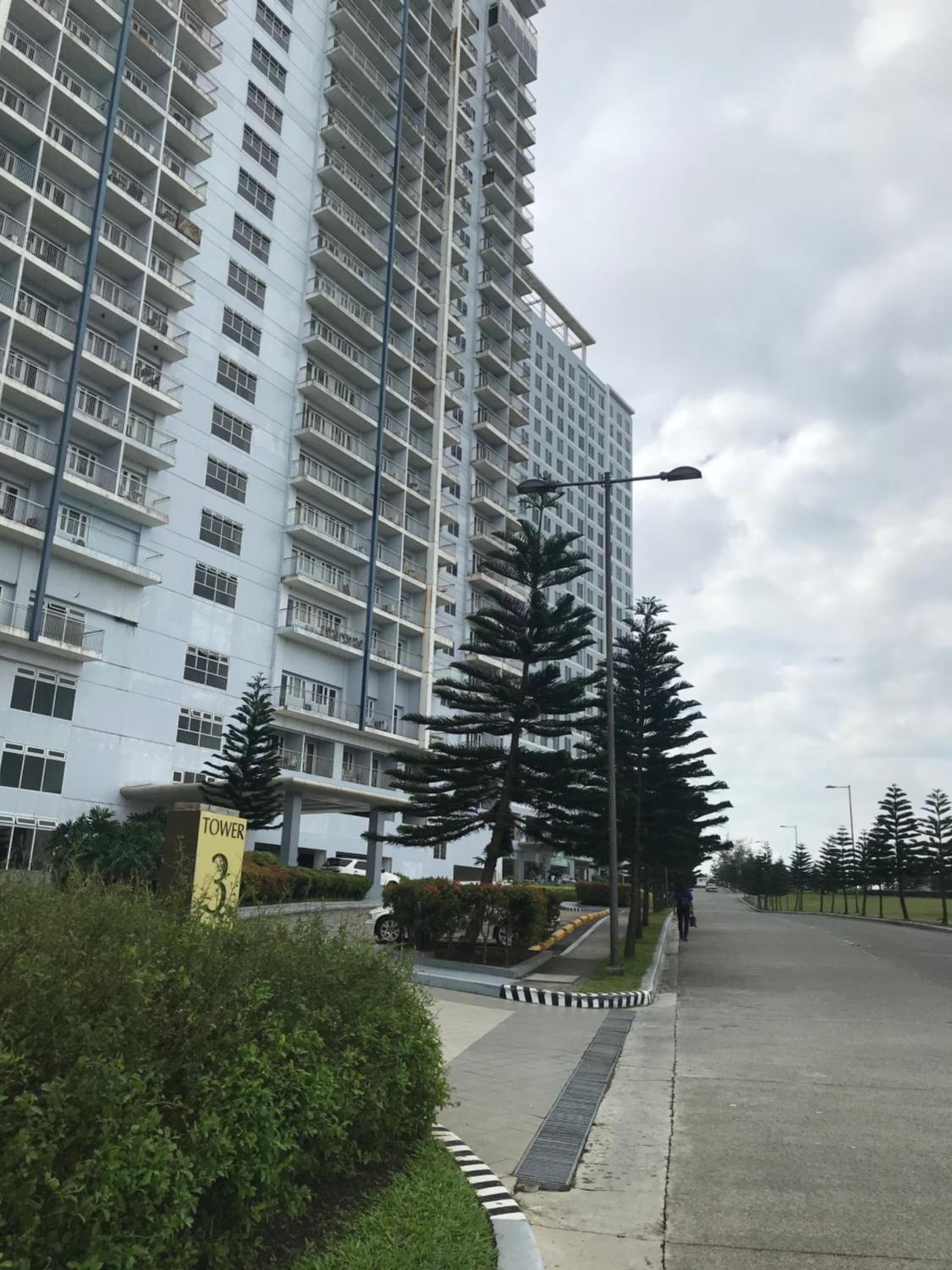 Tagaytay Family vacation condo unit wind residences