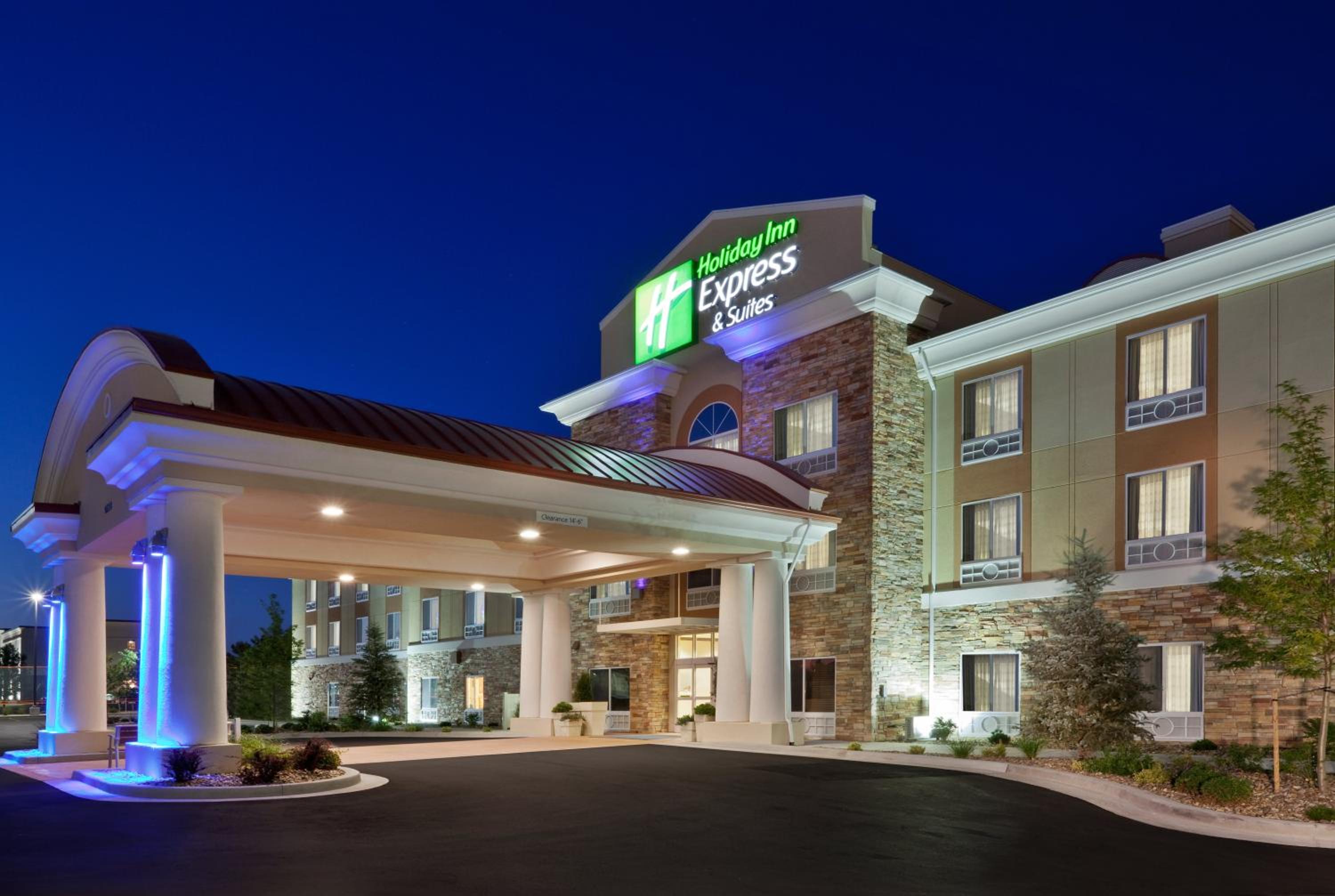 Twin Falls Vacations - Holiday Inn Express Hotel Twin Falls, an IHG Hotel - Property Image 1