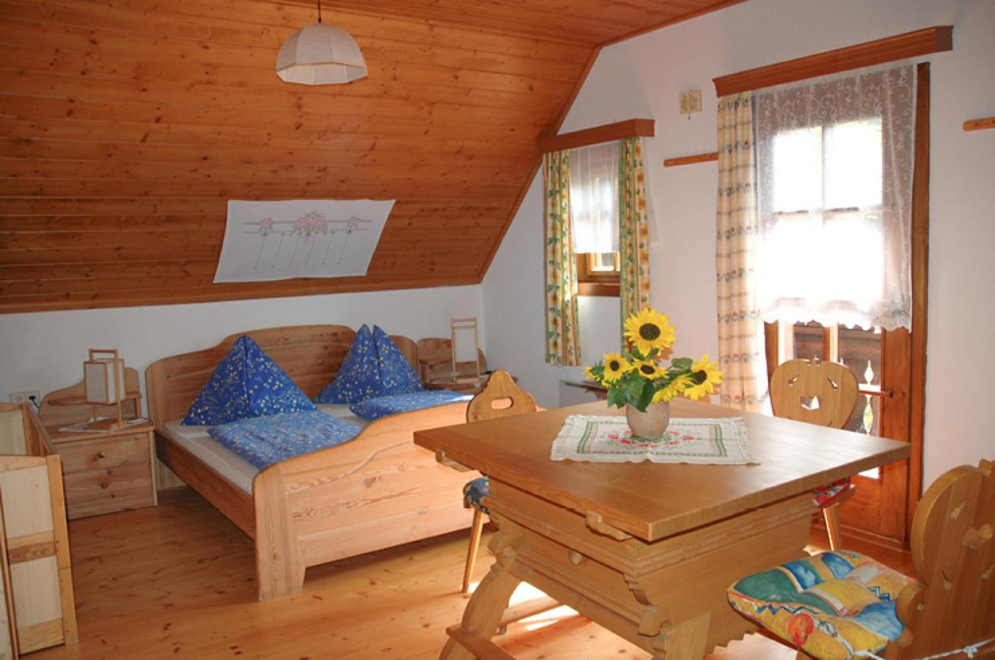 Ferienhaus Bettina Rassis Feriendorf Donnersbachwald