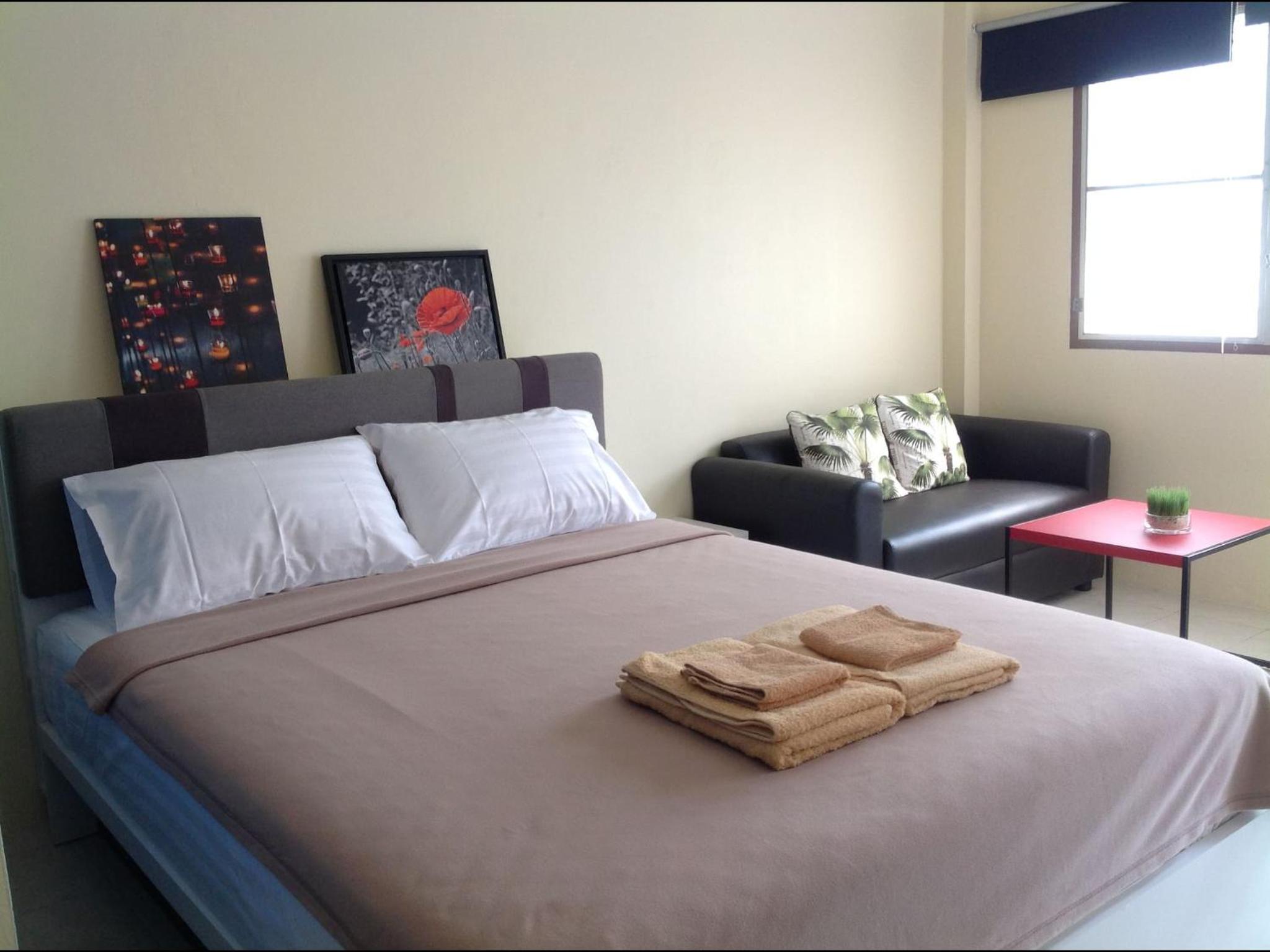 Phuket Town Budget House - Aircon Room #1