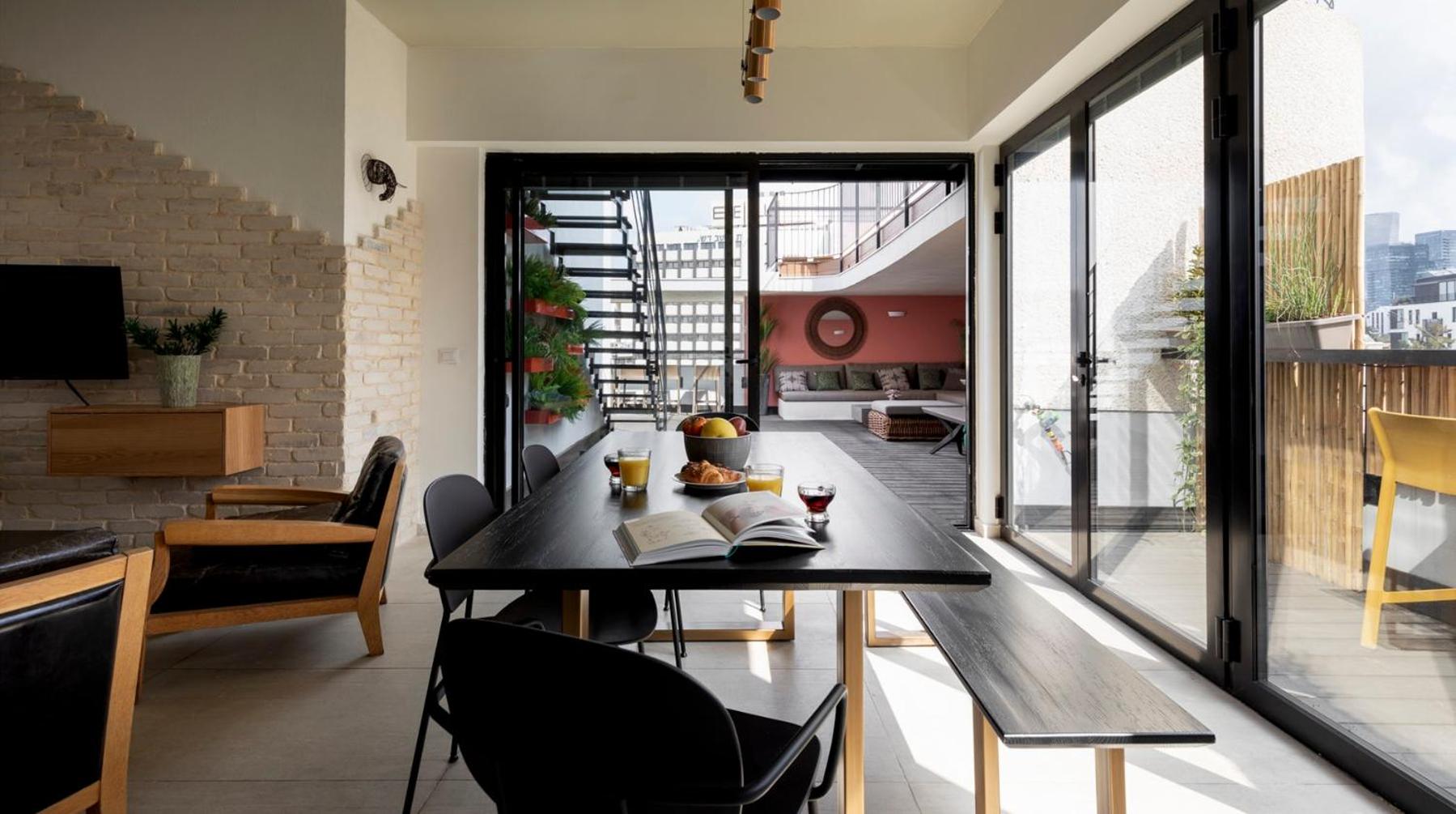 Penthouse 3BR near Rothschild bd by HolyGuest view 5