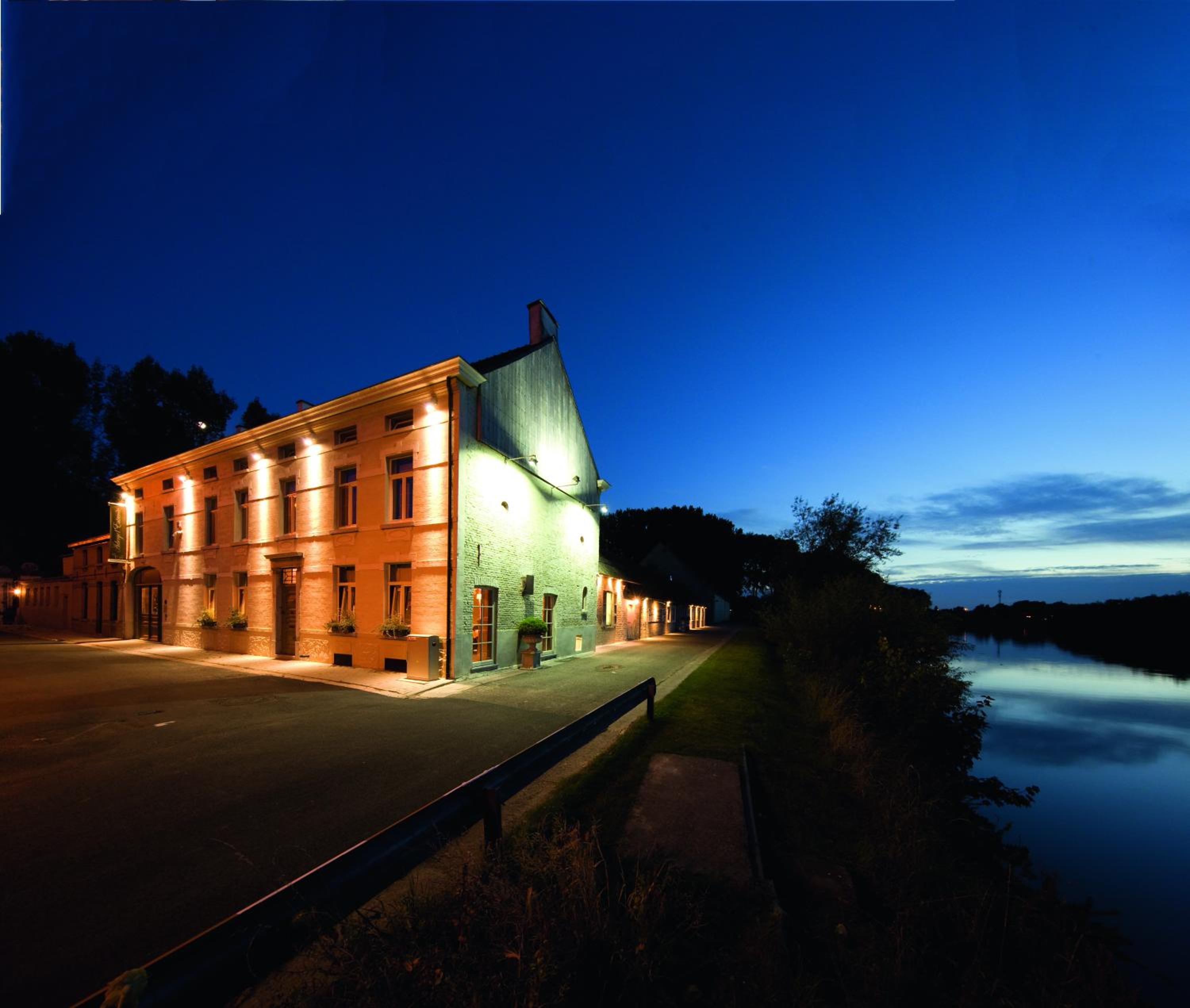 Hotel Auberge l'Entrecôte - Image 1