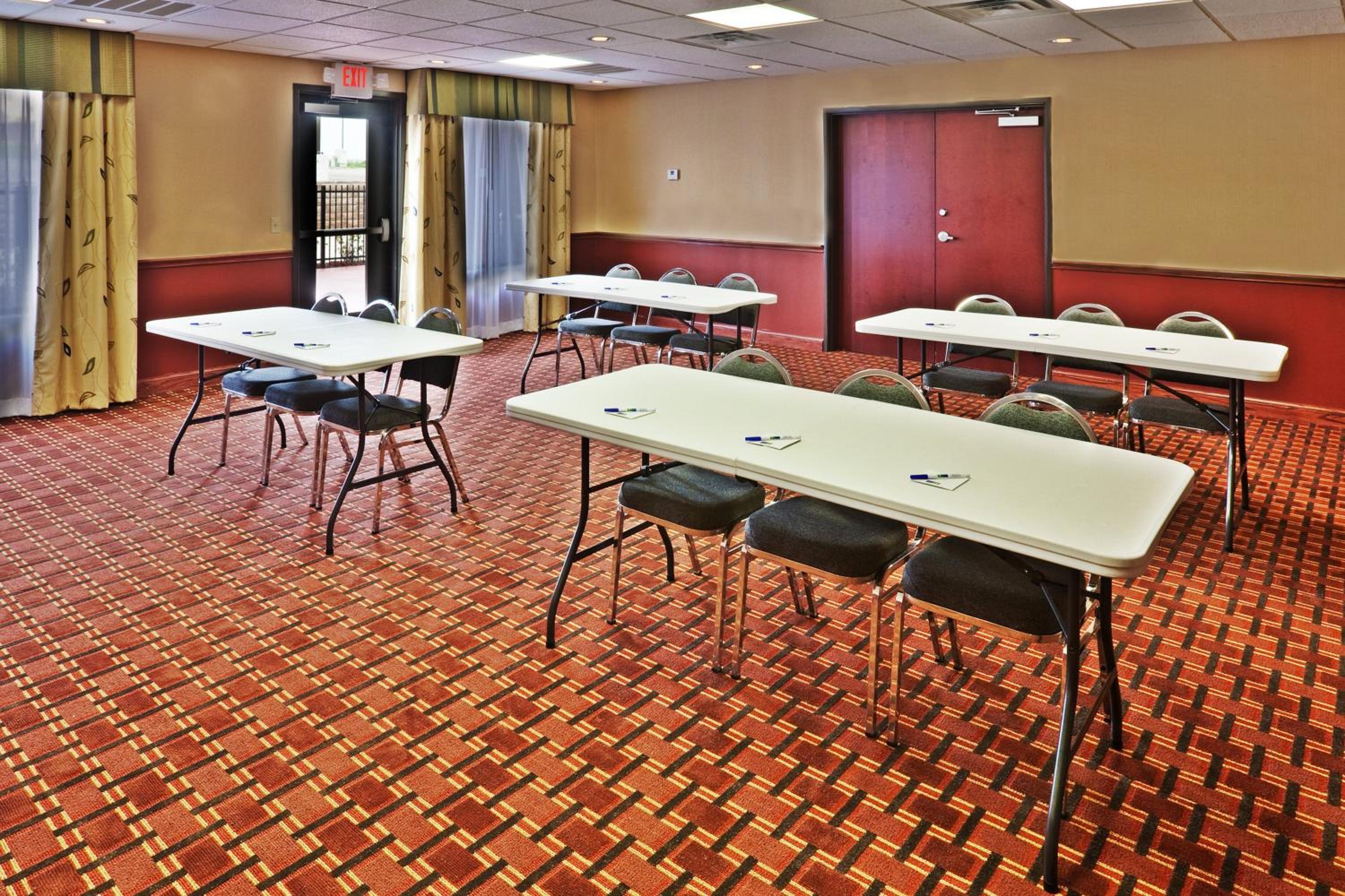 Holiday Inn Express & Suites Perry by IHG, Billede 73