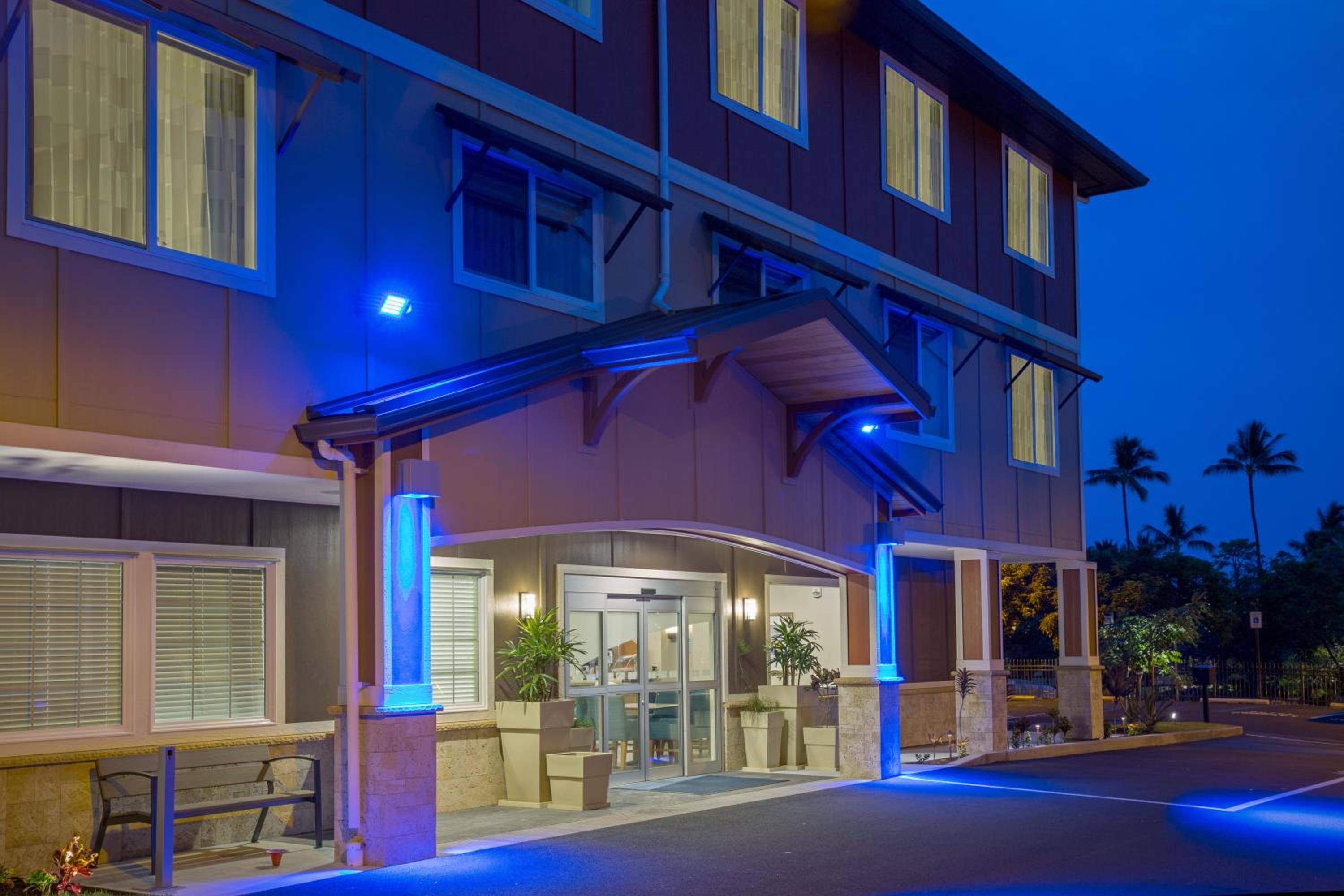Holiday Inn Express & Suites Kailua-Kona by IHG