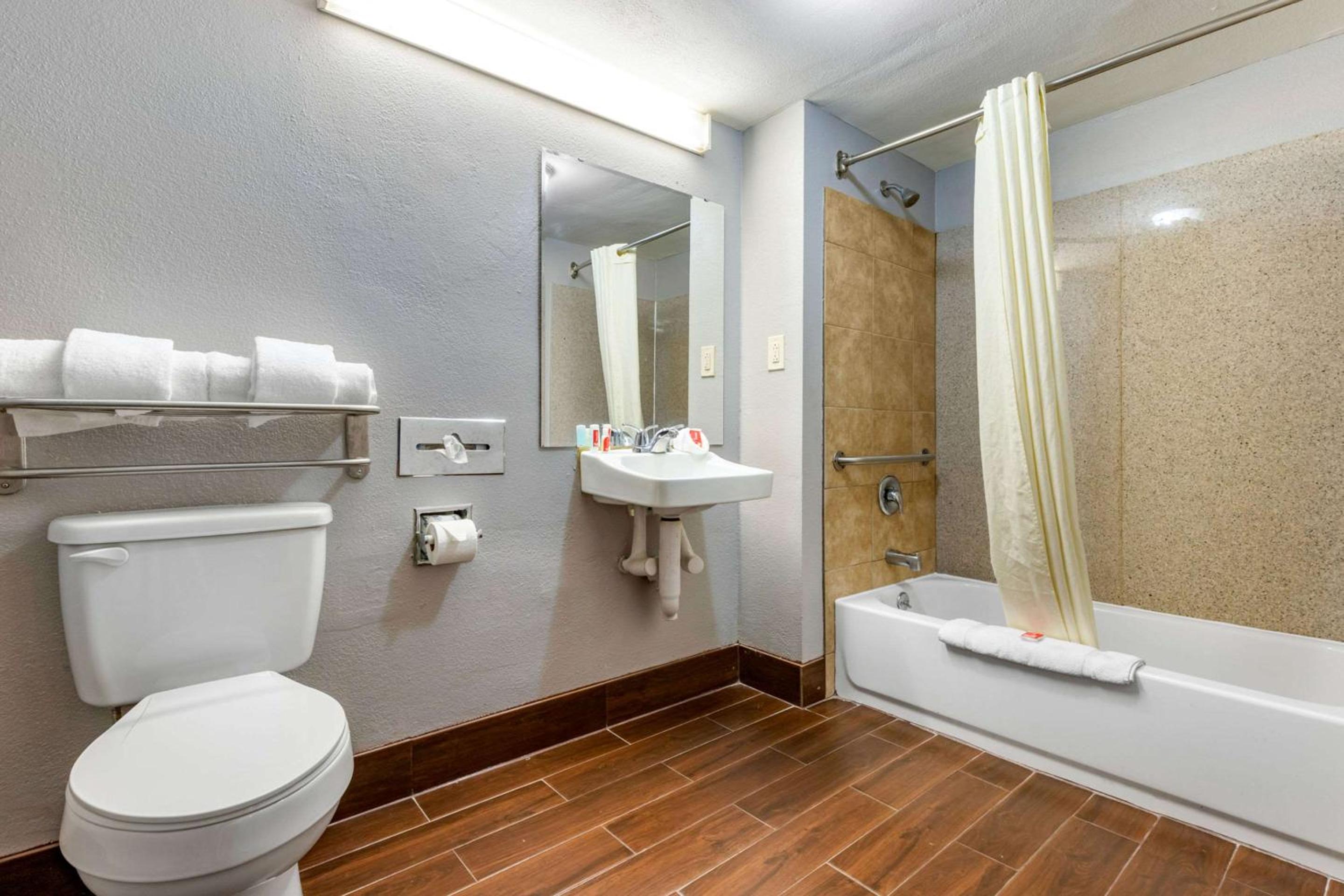Econo Lodge Rock Hill Northeast
