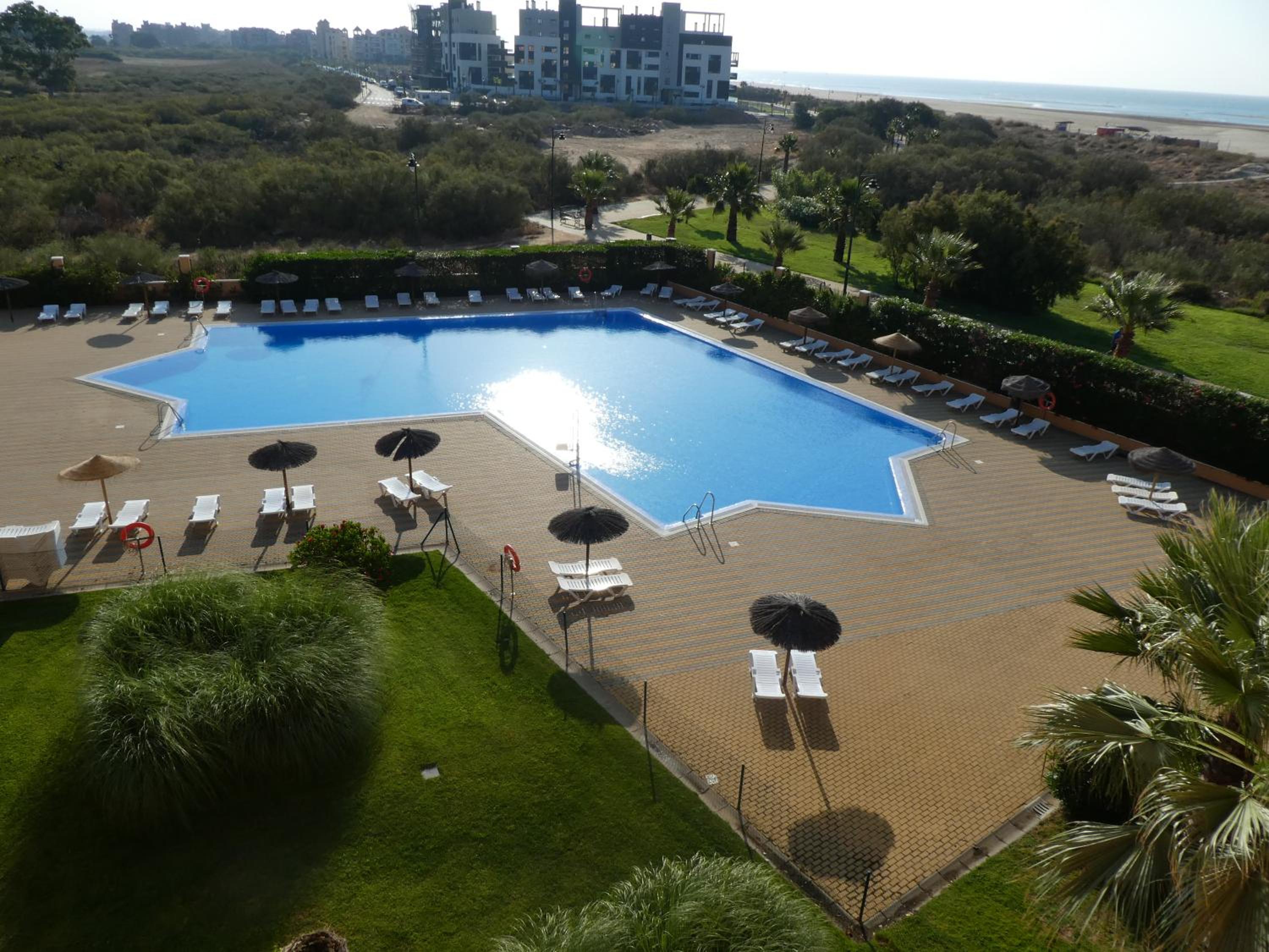 Apartamento primera linea Isla Canela view 5