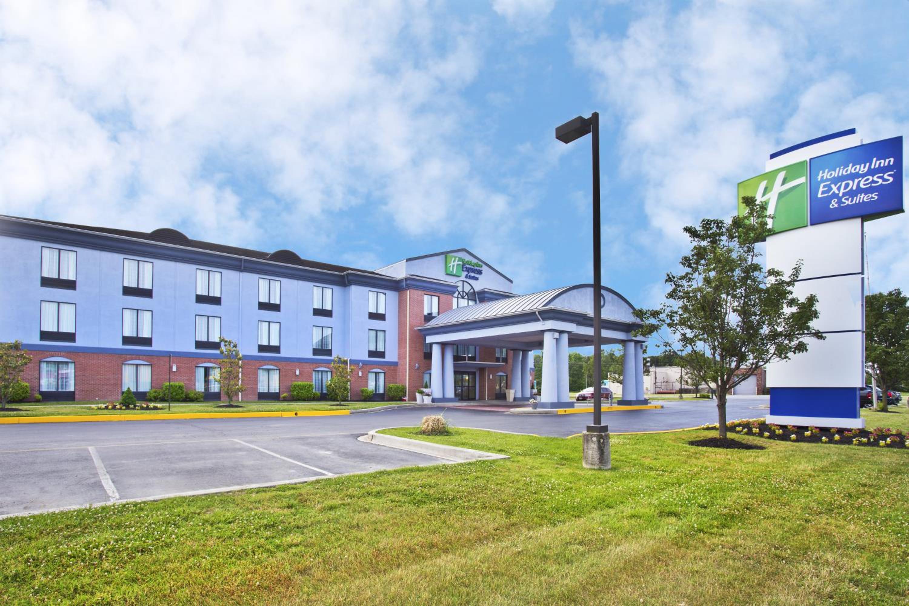Hotel Holiday Inn Express Hotel and Suites Harrington - Dover Area, an IHG Hotel - Image 1