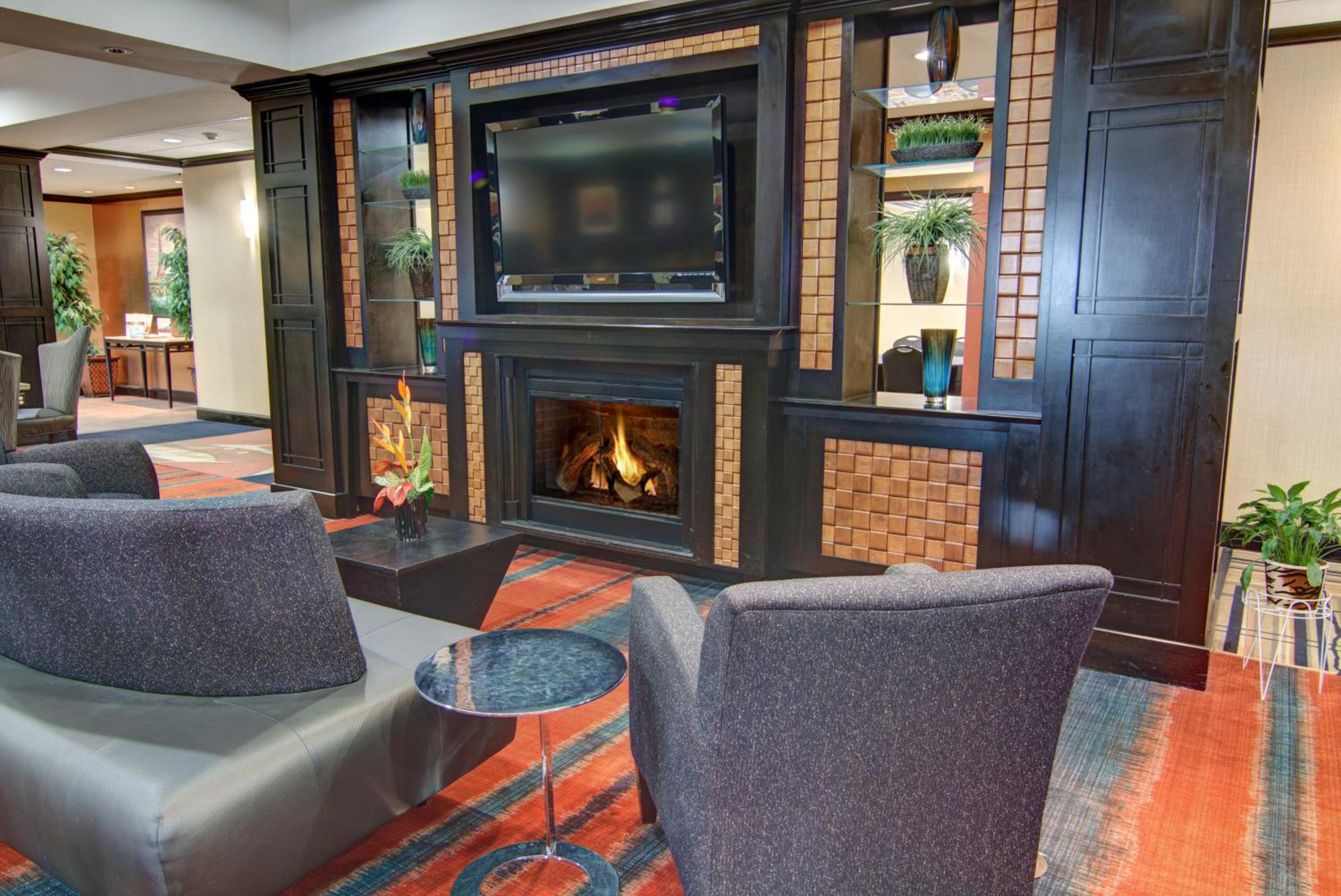 Paris Vacations - Holiday Inn Express Hotel  Suites Paris, an IHG Hotel - Property Image 31