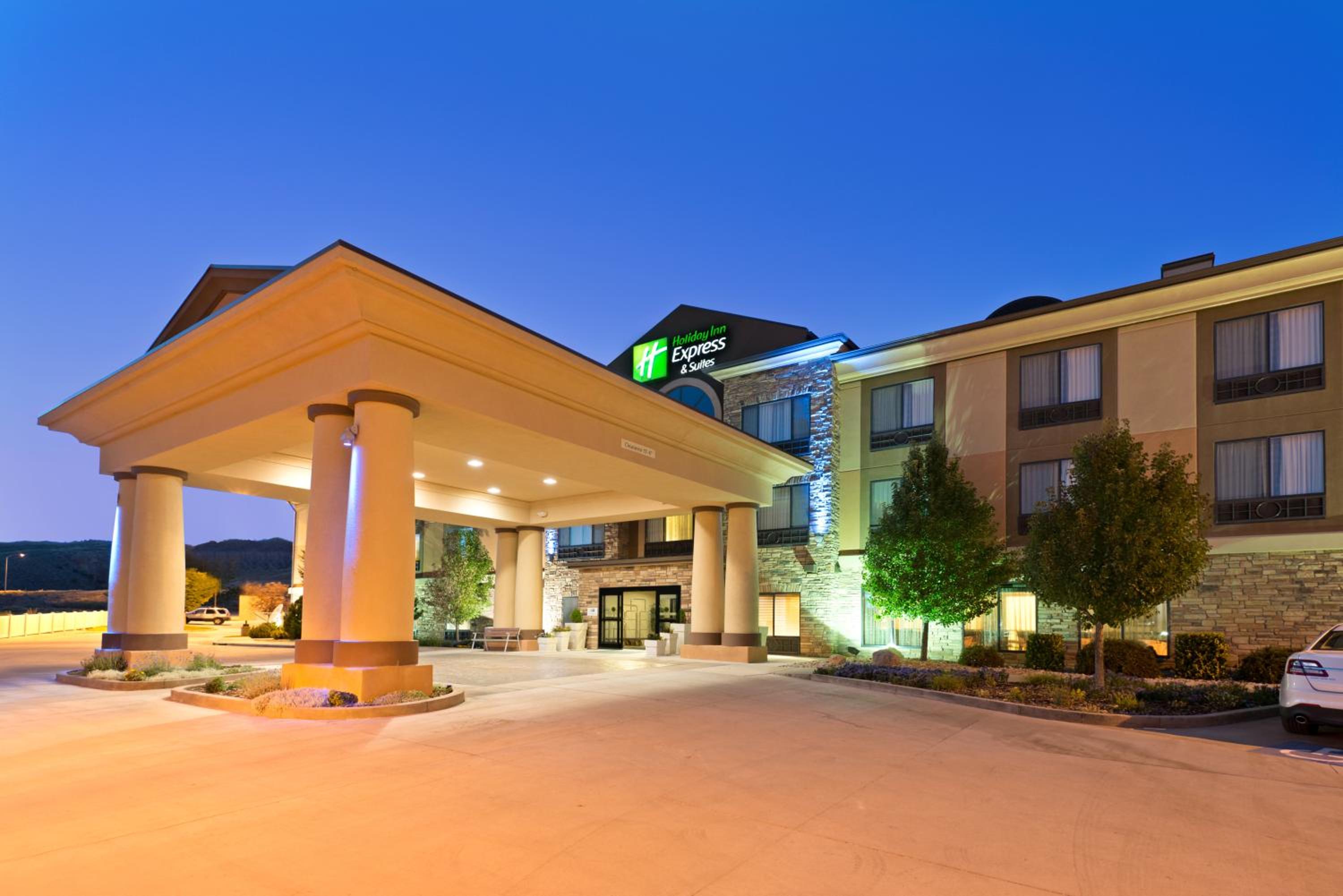 Richfield Vacations - Holiday Inn Express Richfield, an IHG Hotel - Property Image 4