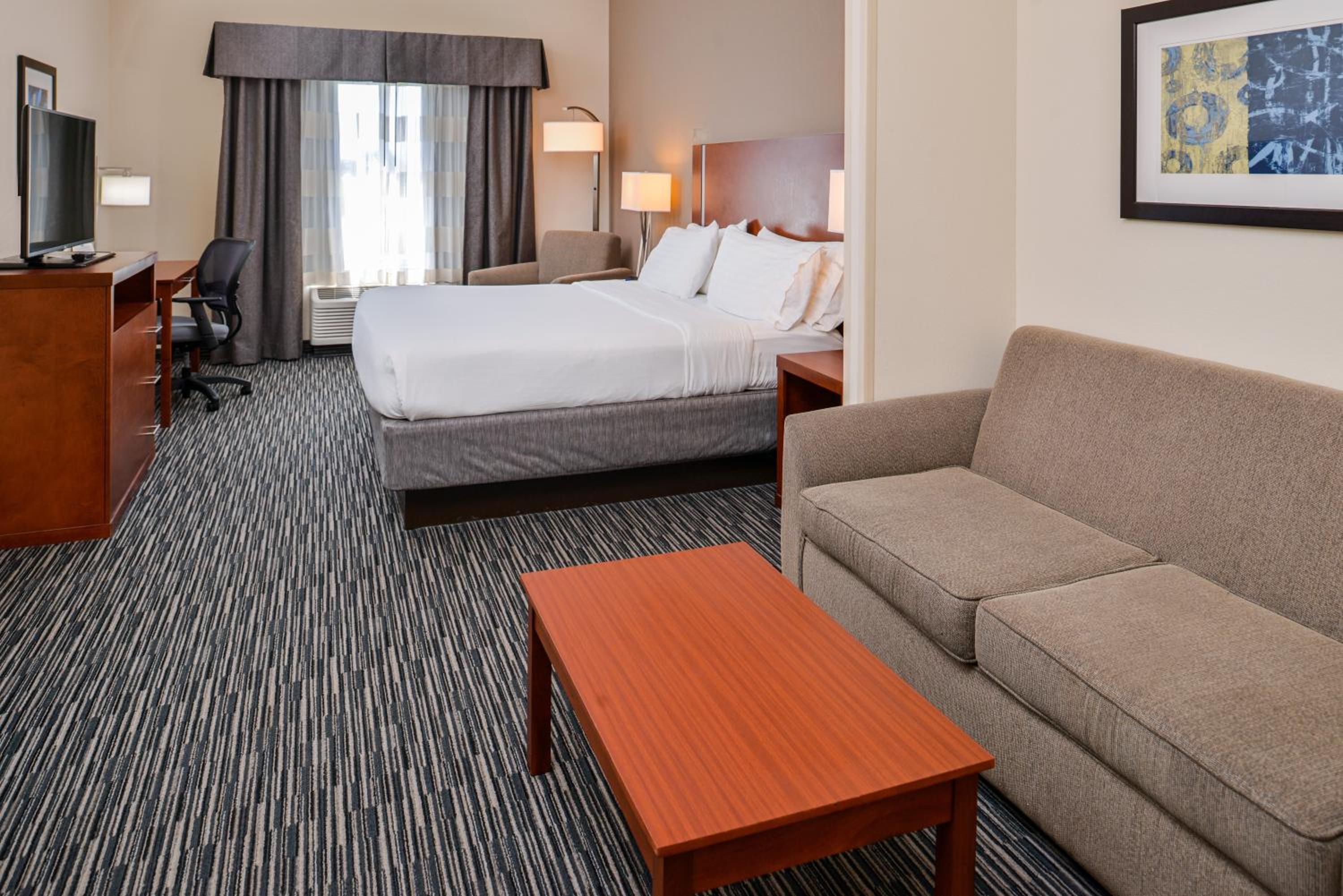 New York City Vacations - Holiday Inn Express Hotel  Suites York, an IHG Hotel - Property Image 5