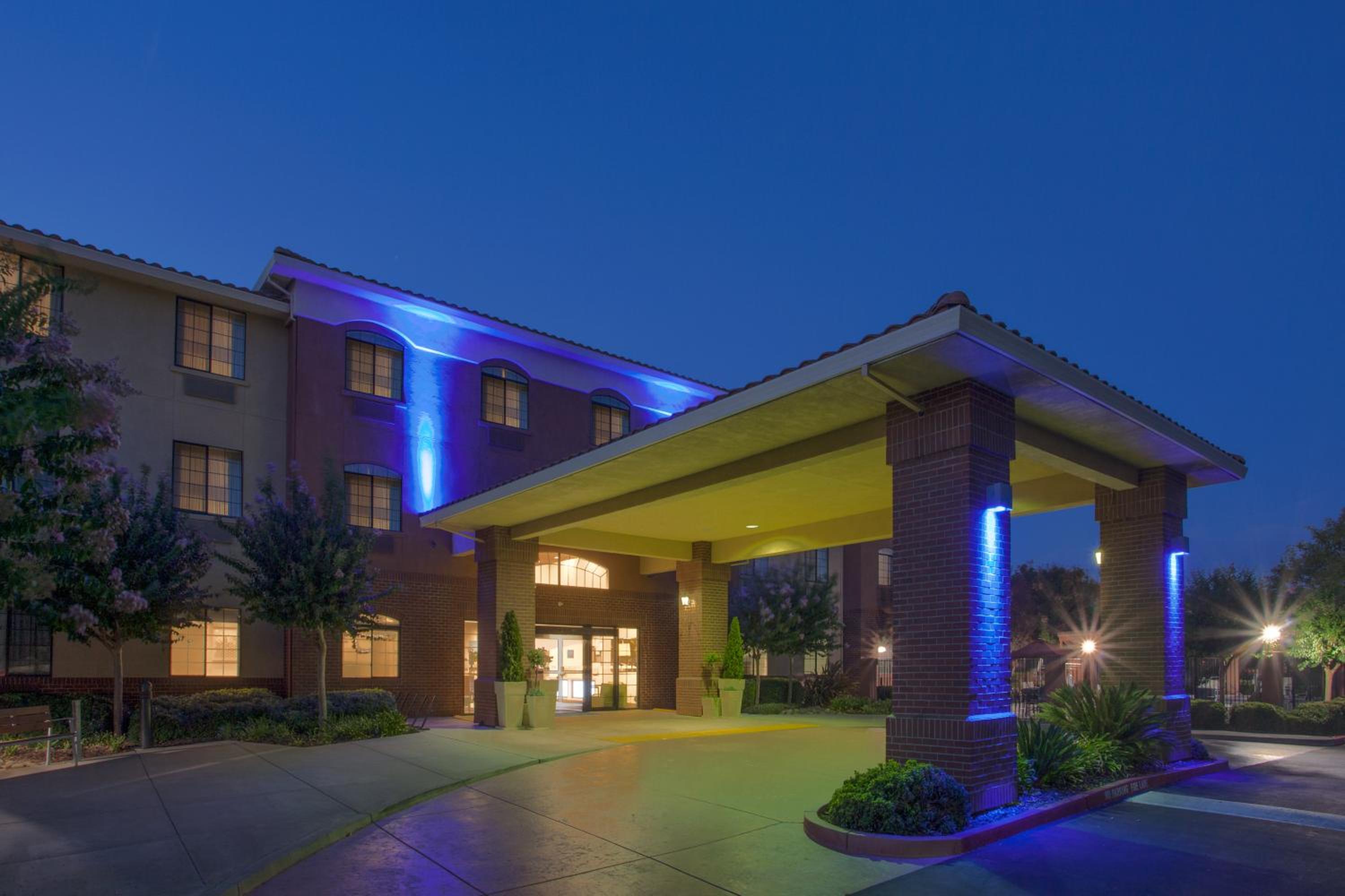 Holiday Inn Express Davis-University Area, an IHG Hotel - Property Image 29