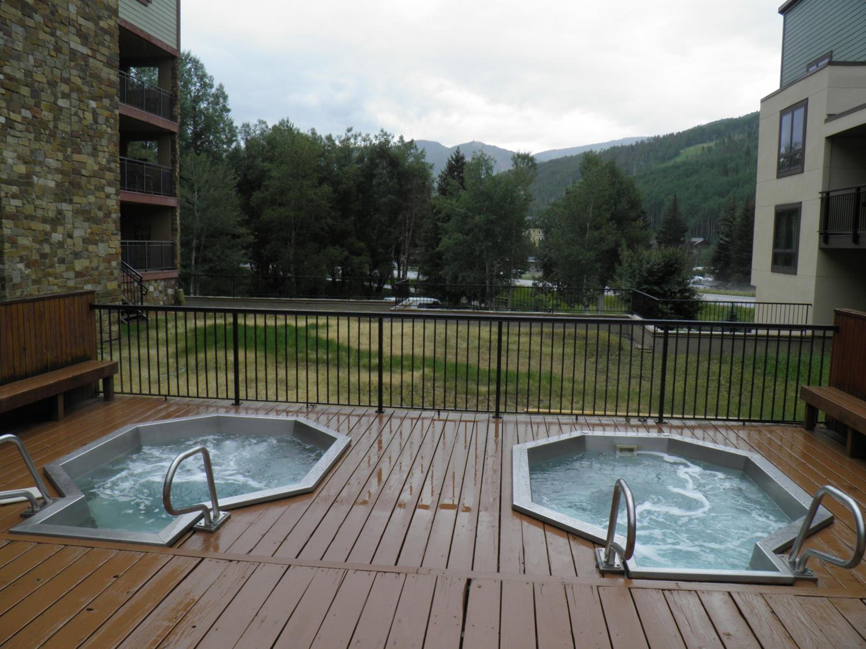 Breakaway West - Studio, 2,3 Bedrooms by Vail Realty