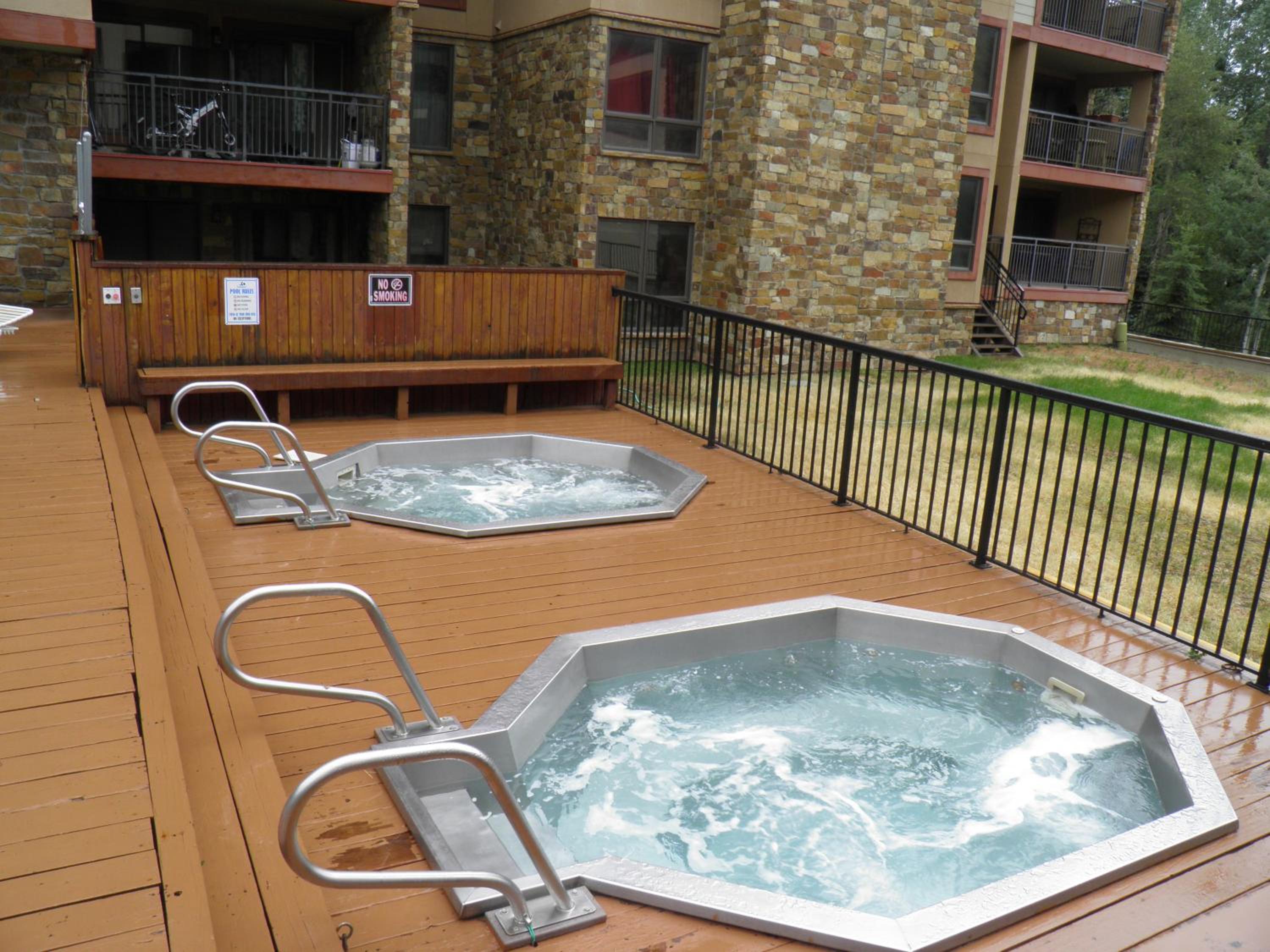 Breakaway West - Studio, 2,3 Bedrooms by Vail Realty