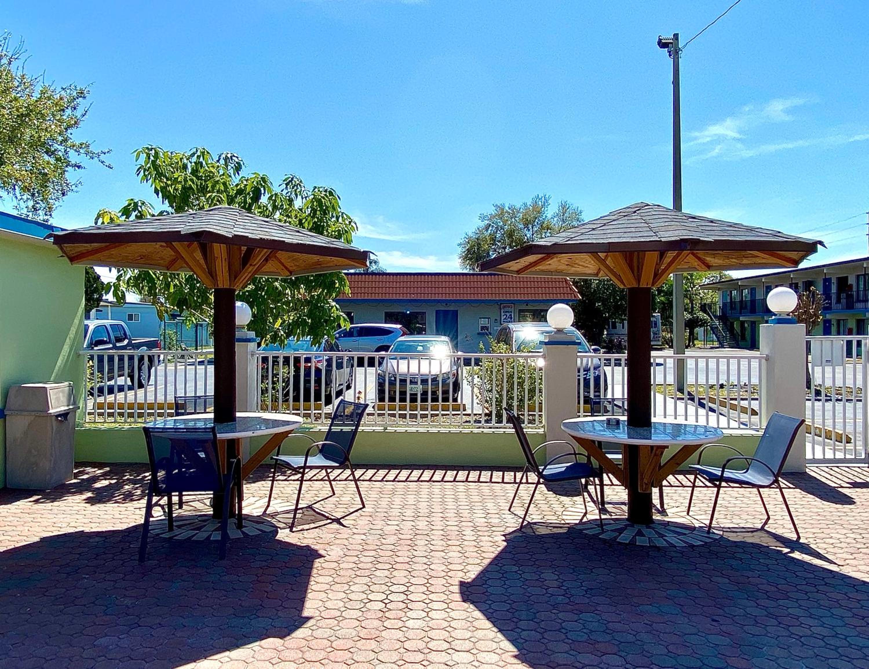 Gulf Way Inn Clearwater view 5
