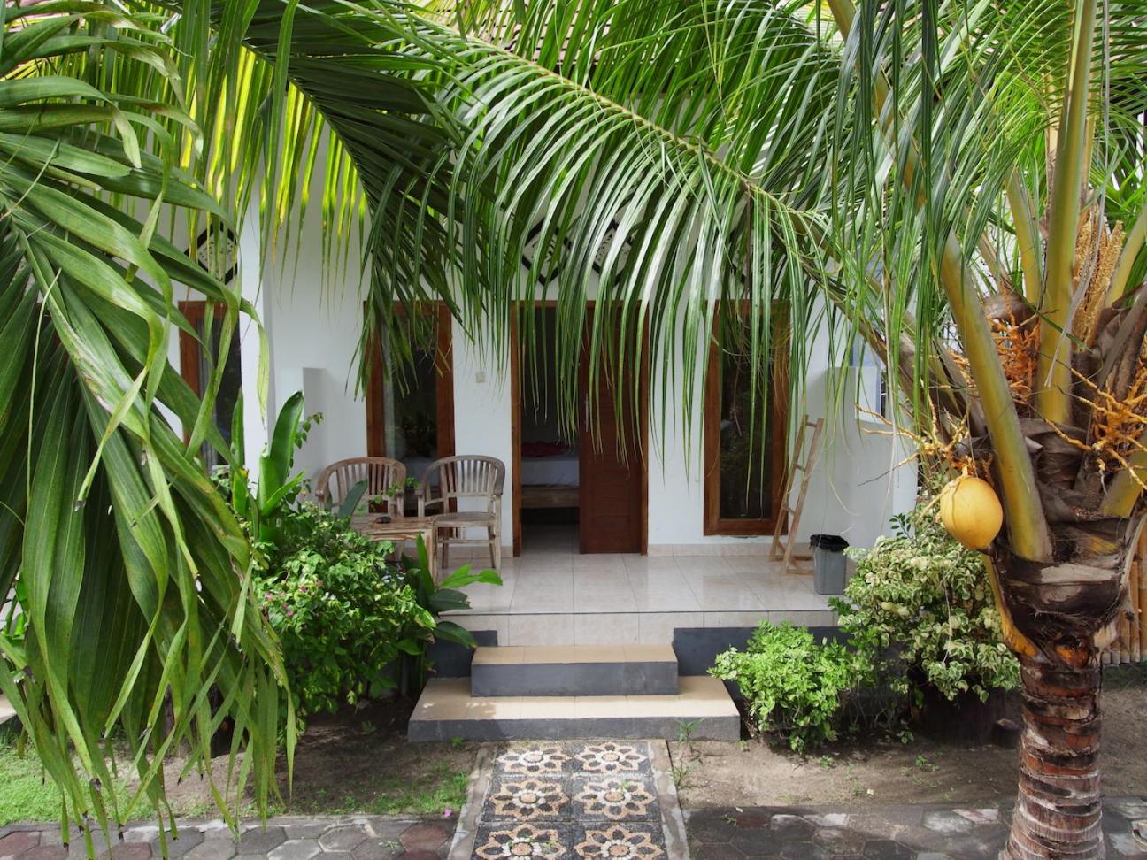 Nyoman Guesthouse and Grill