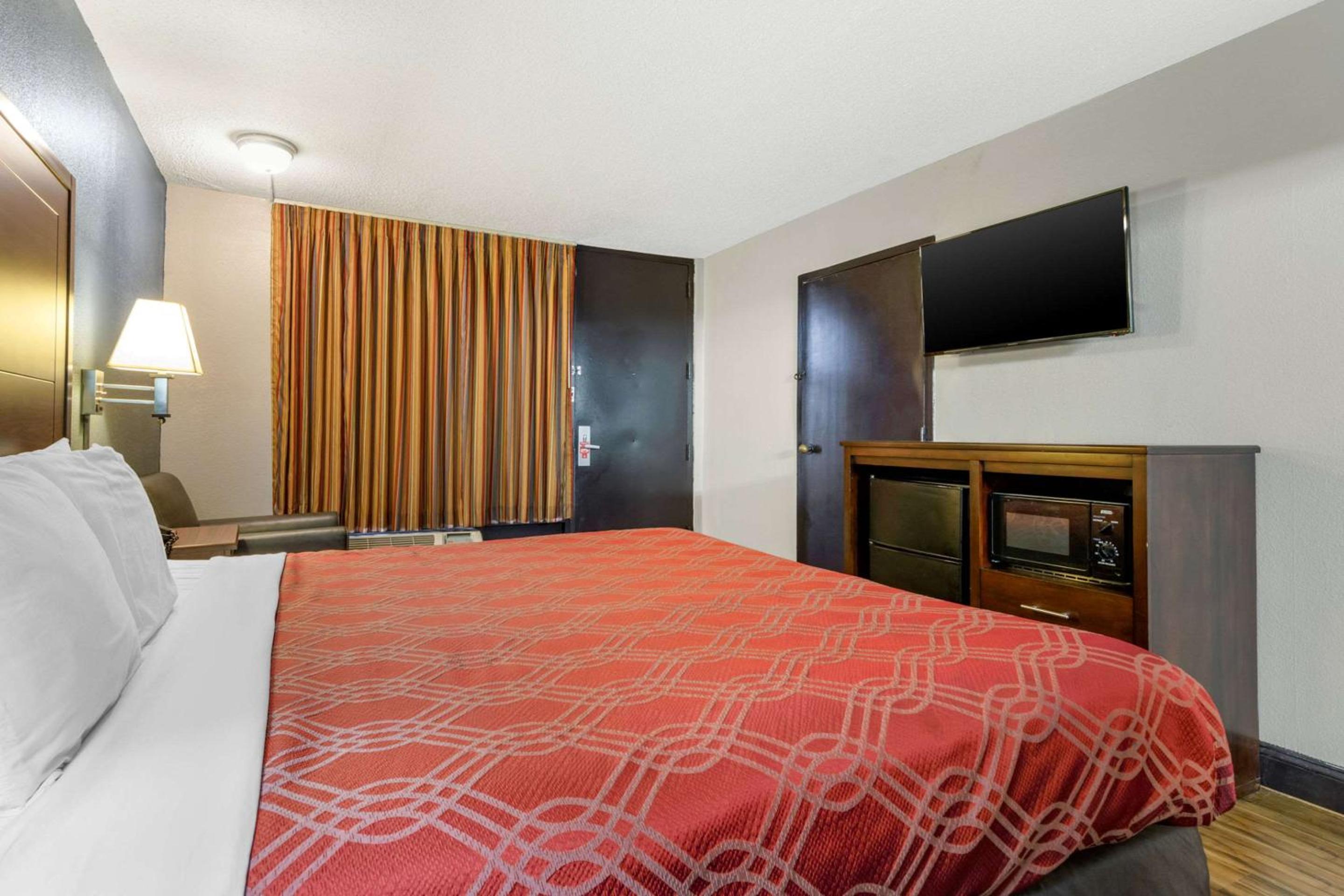 Econo Lodge Rock Hill Northeast