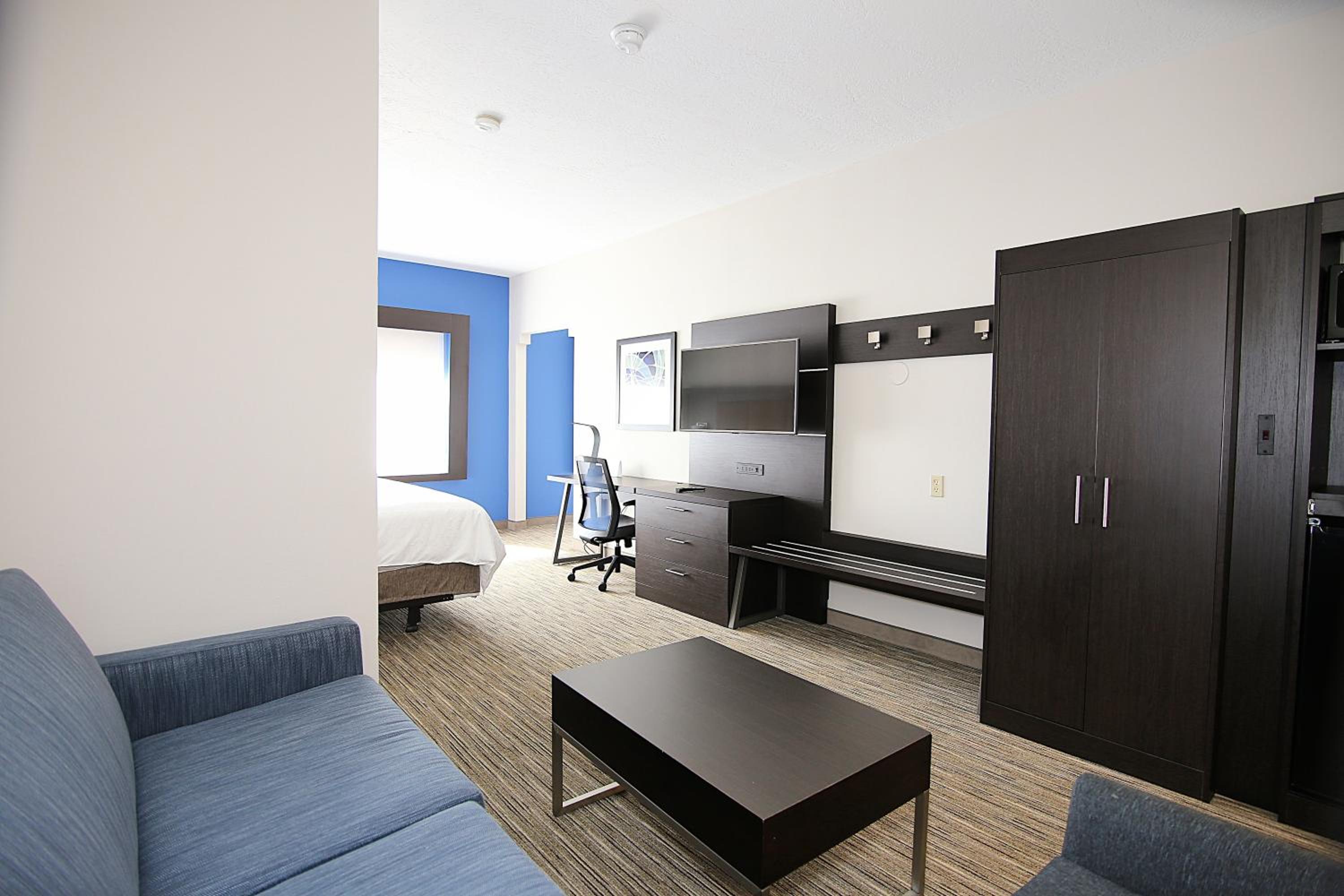 Ashland Vacations - Holiday Inn Express Hotel Suites Ashland, an IHG Hotel - Property Image 56