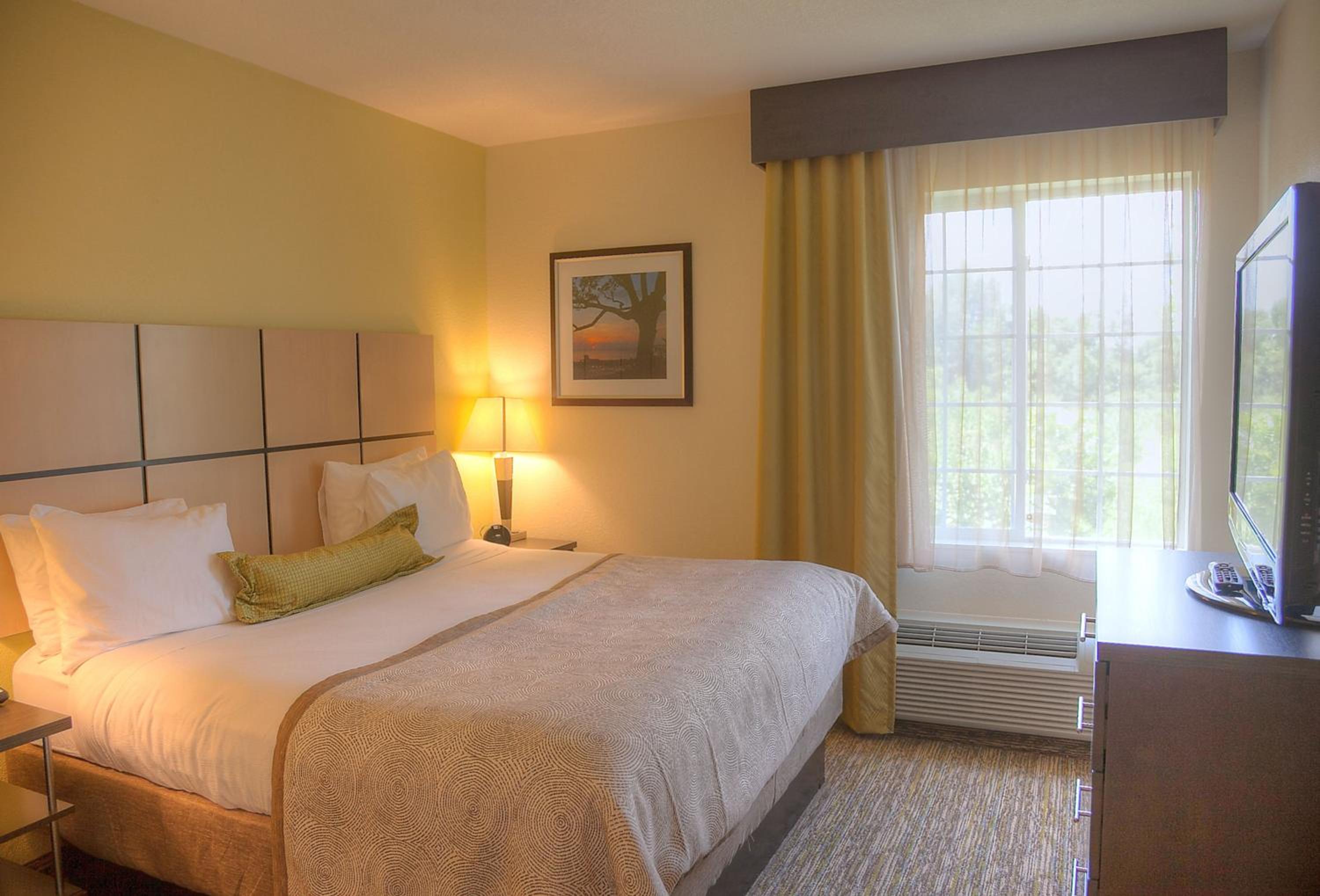 Candlewood Suites Alexandria by IHG