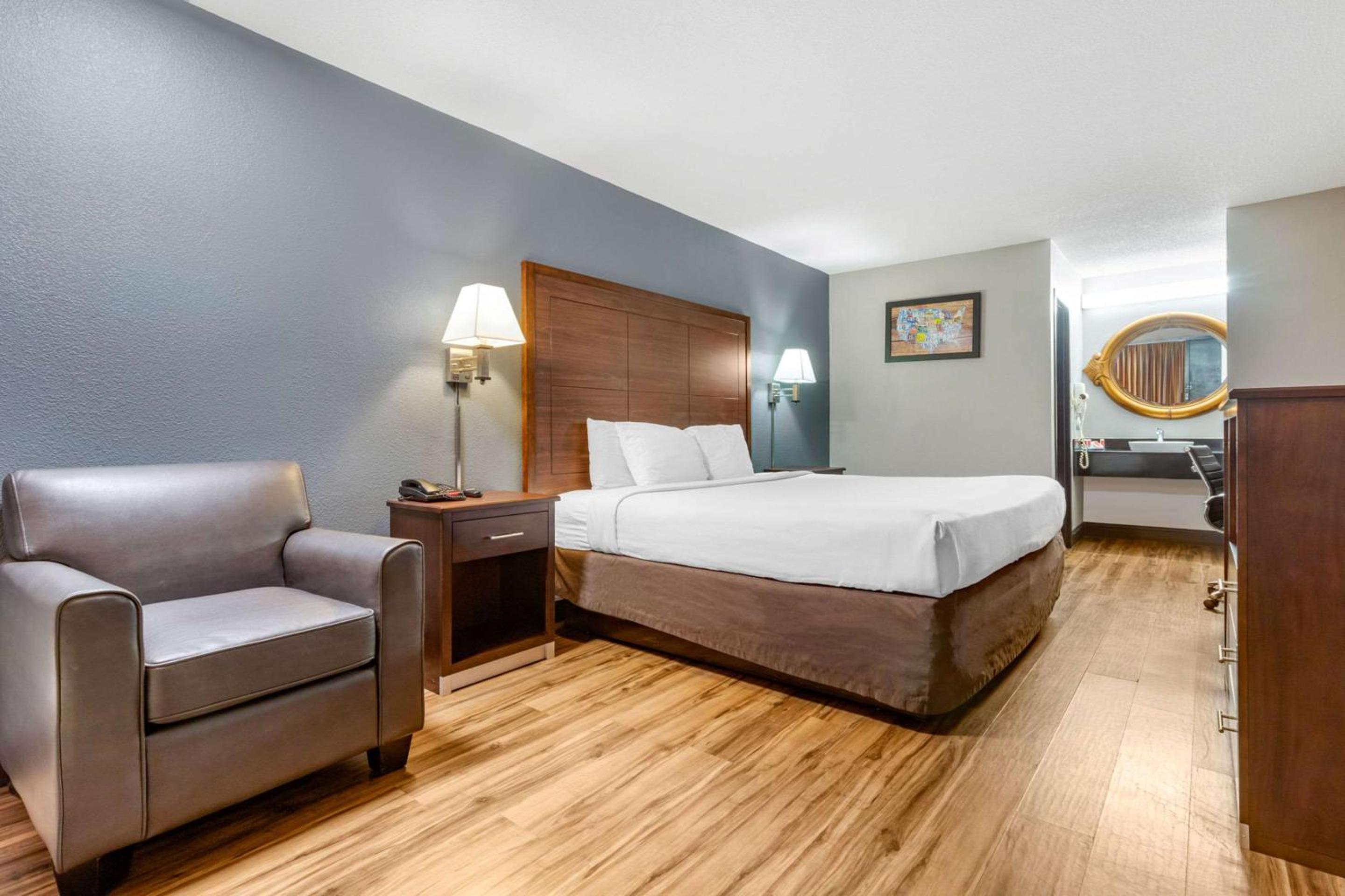 Econo Lodge Rock Hill Northeast
