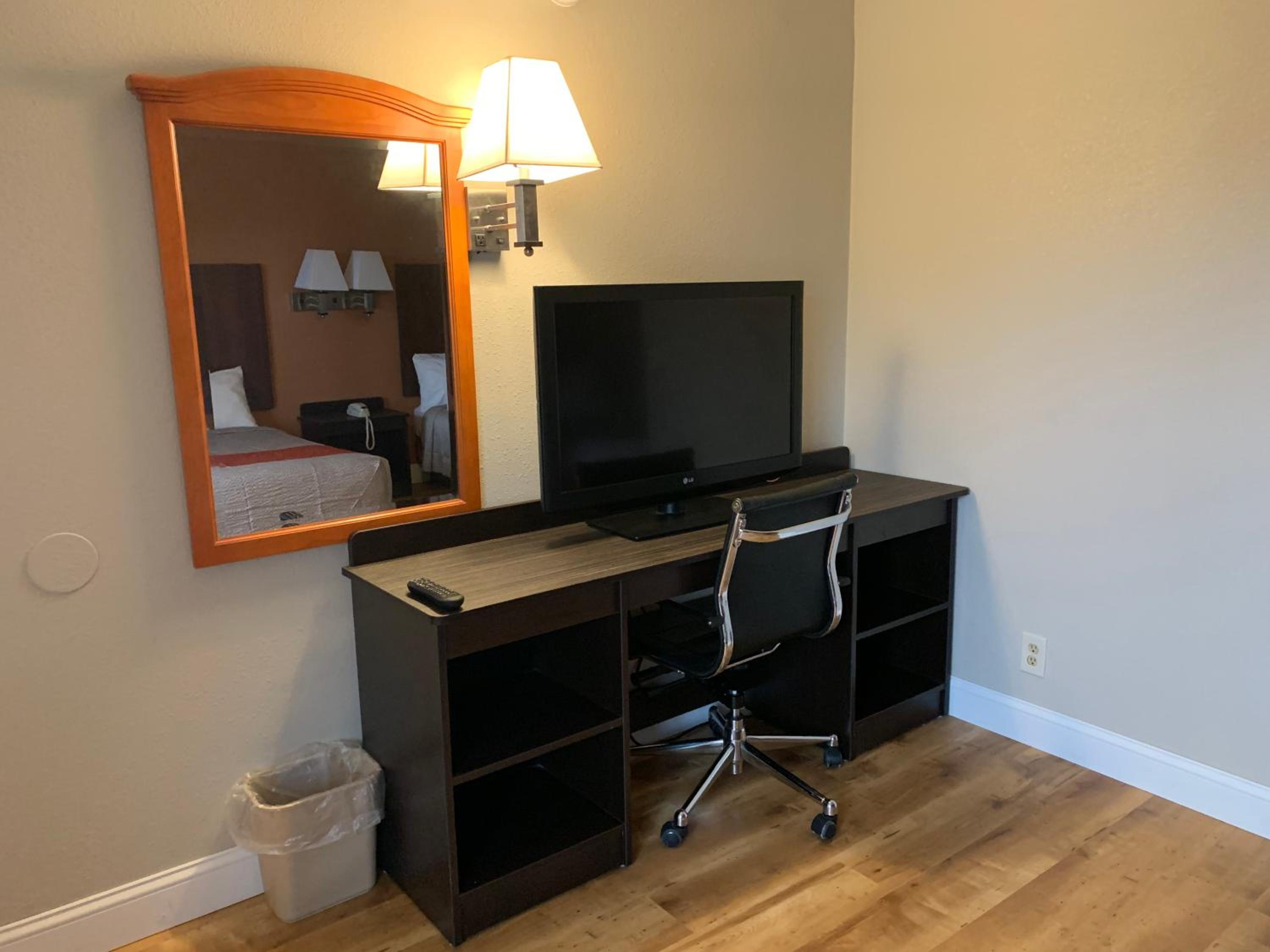 Orbits Inn - Property Image 13