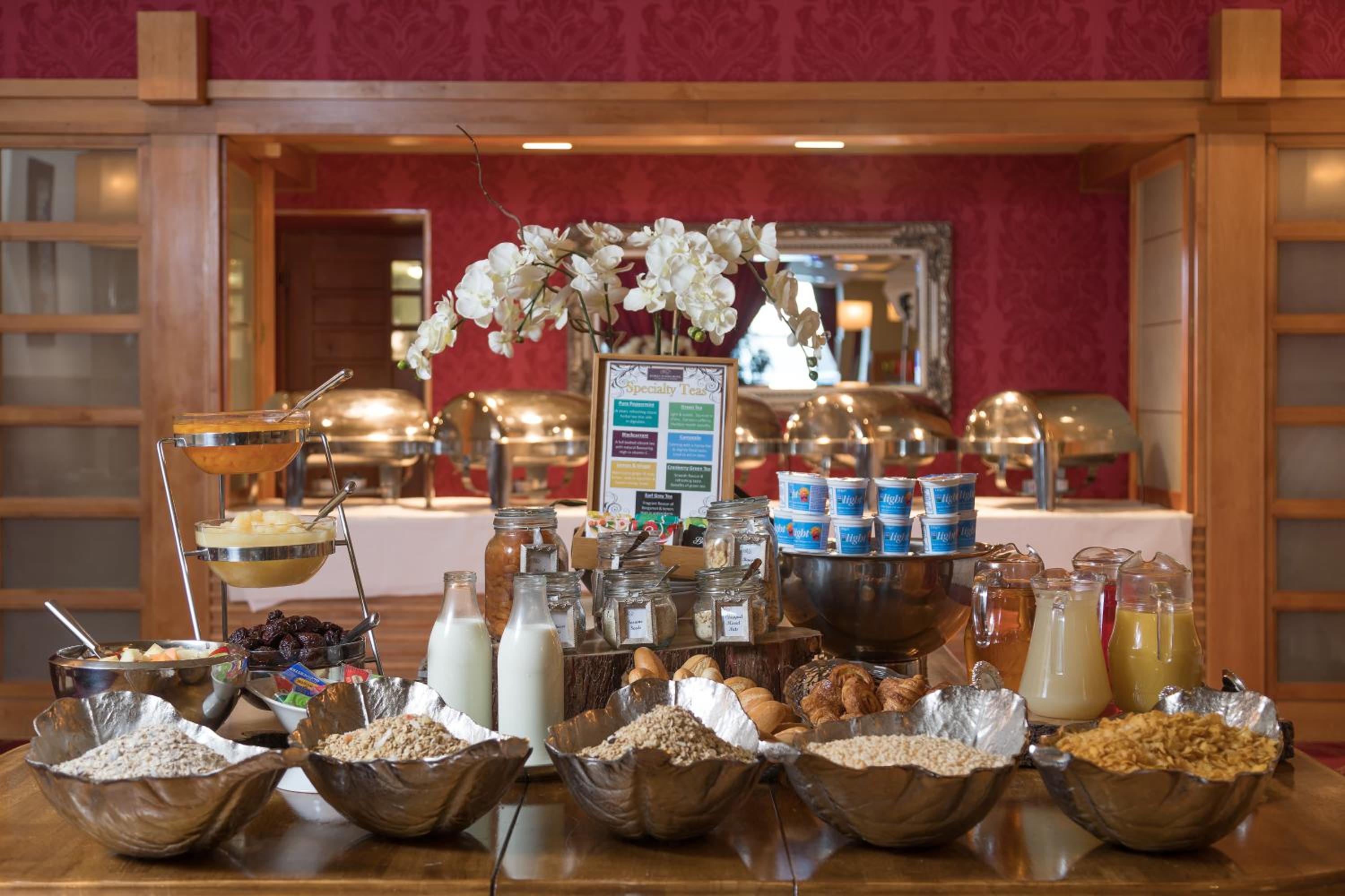Raheen Woods Hotel